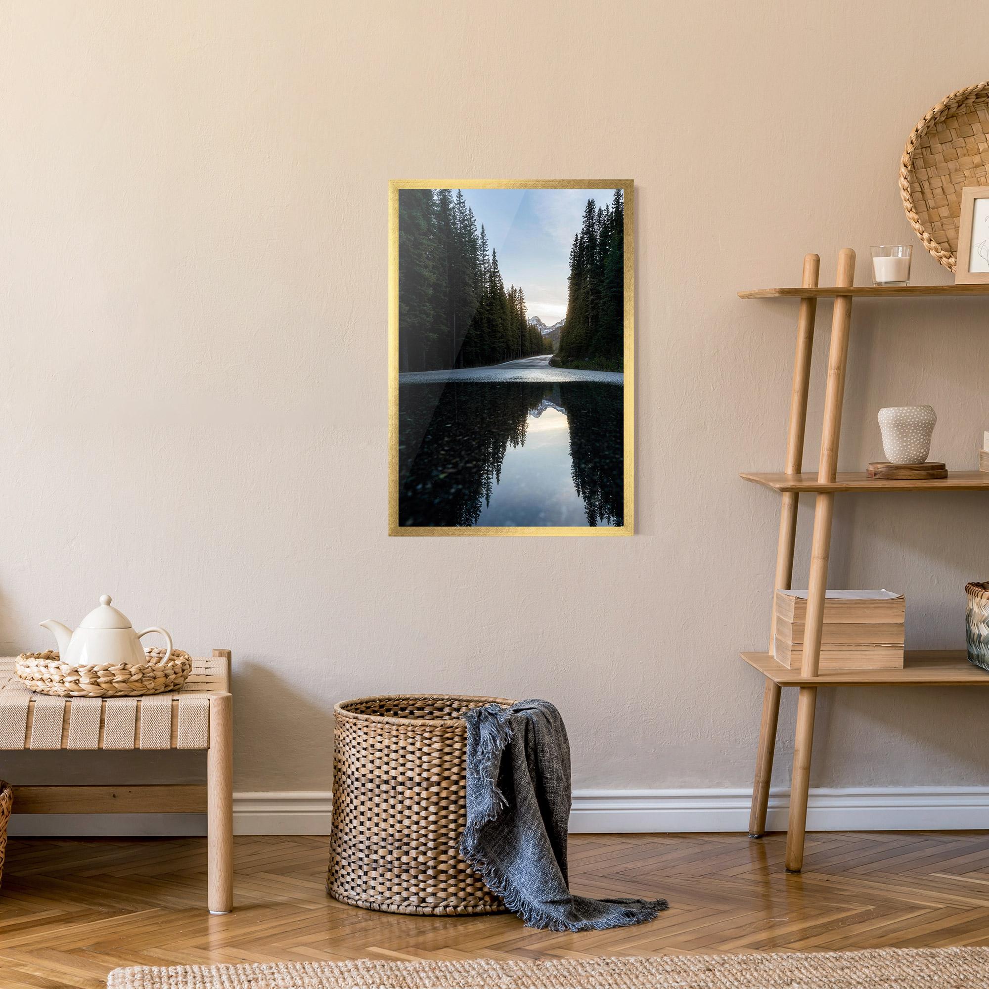 Рамкиран постер Big Lake Forest mockup 9