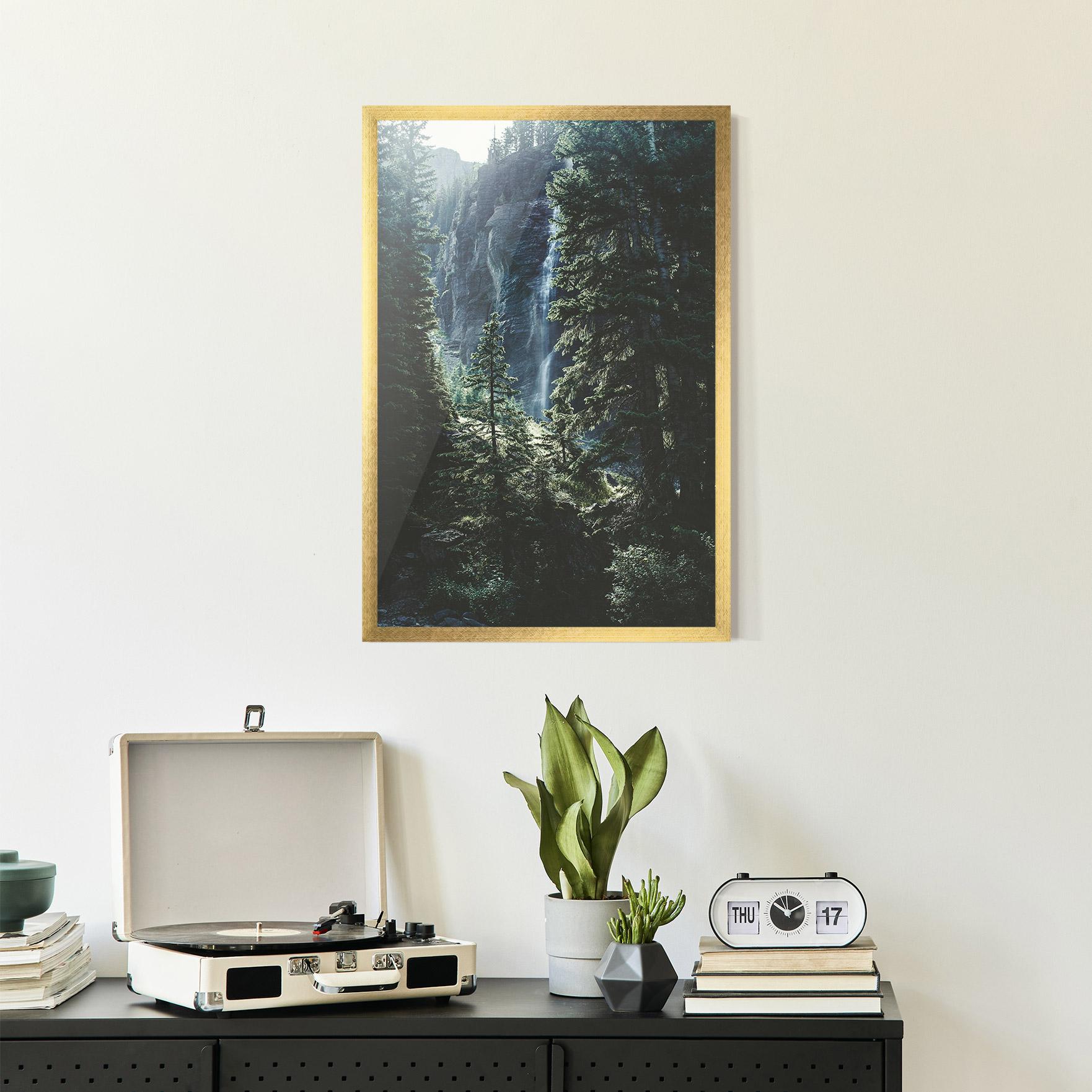 Рамкиран постер Forest Vibes mockup 2