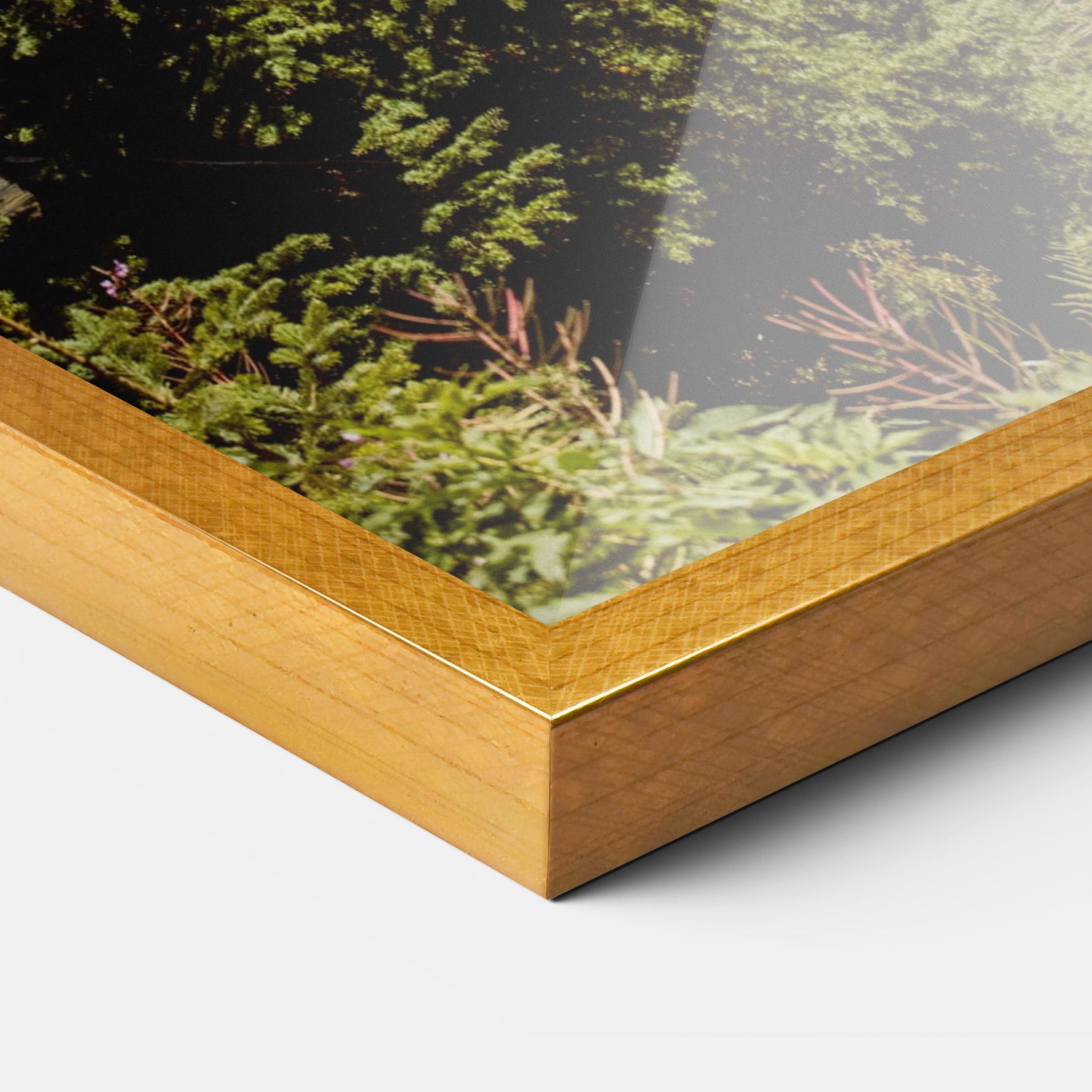 Рамкиран постер Forest Snow Mountain mockup 3