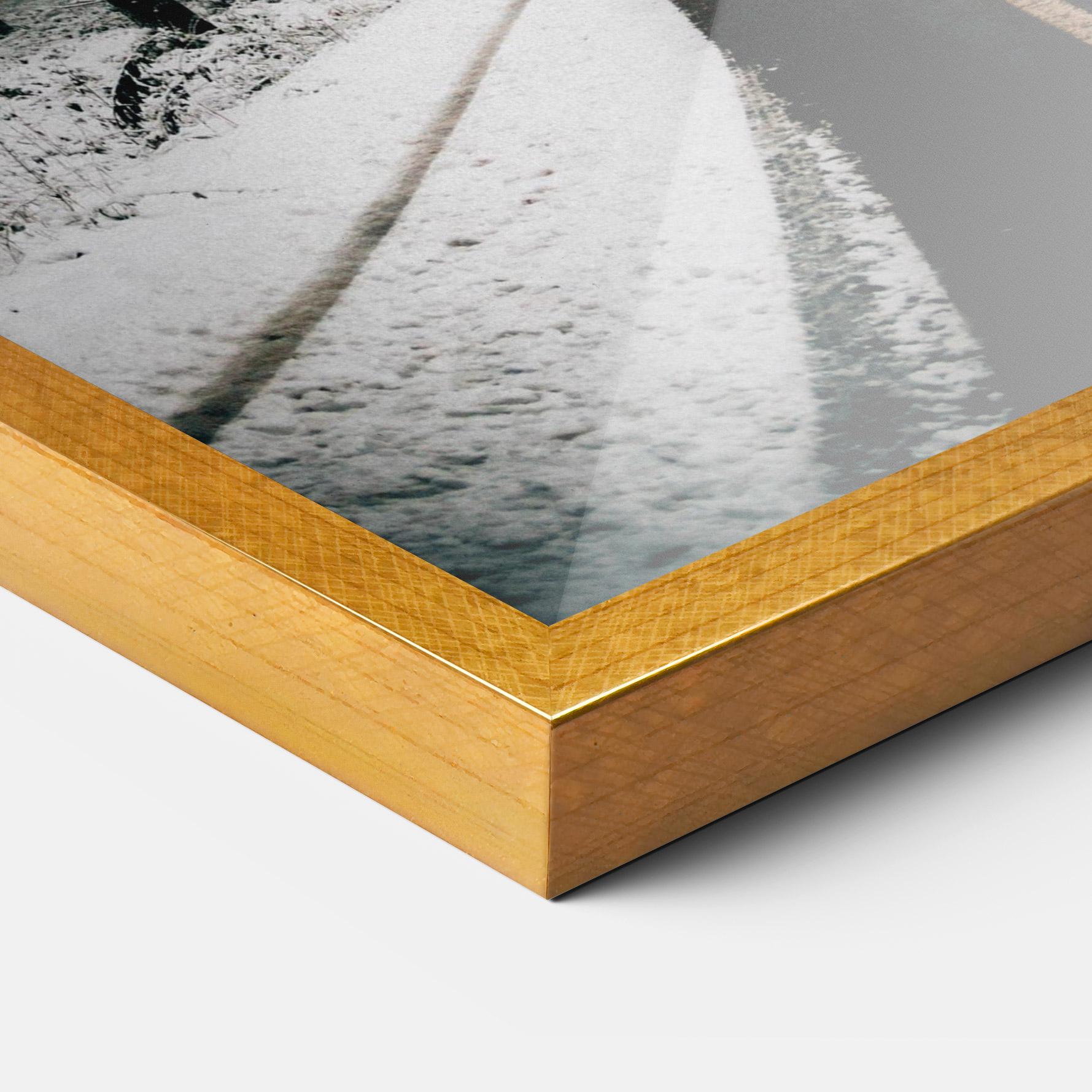 Рамкиран постер Snow Road Dorest mockup 3