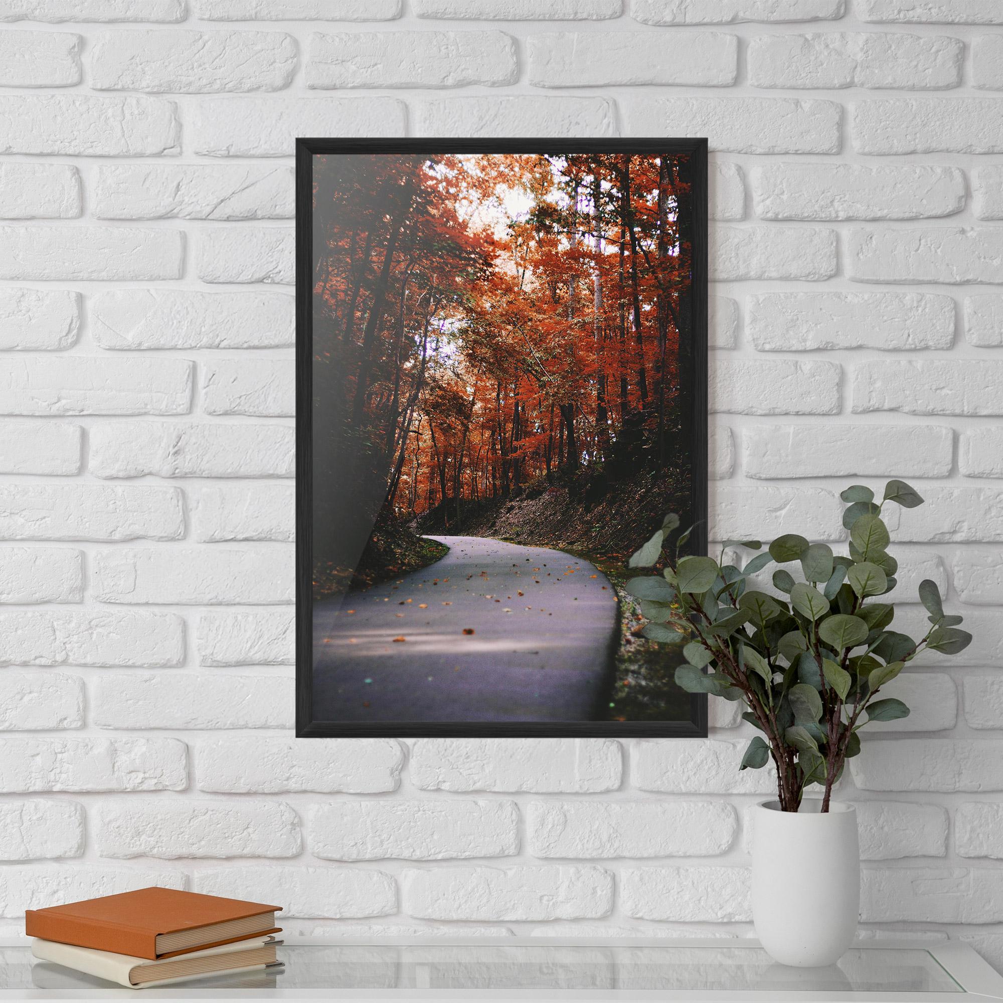 Рамкиран постер Red Trees Road mockup 5