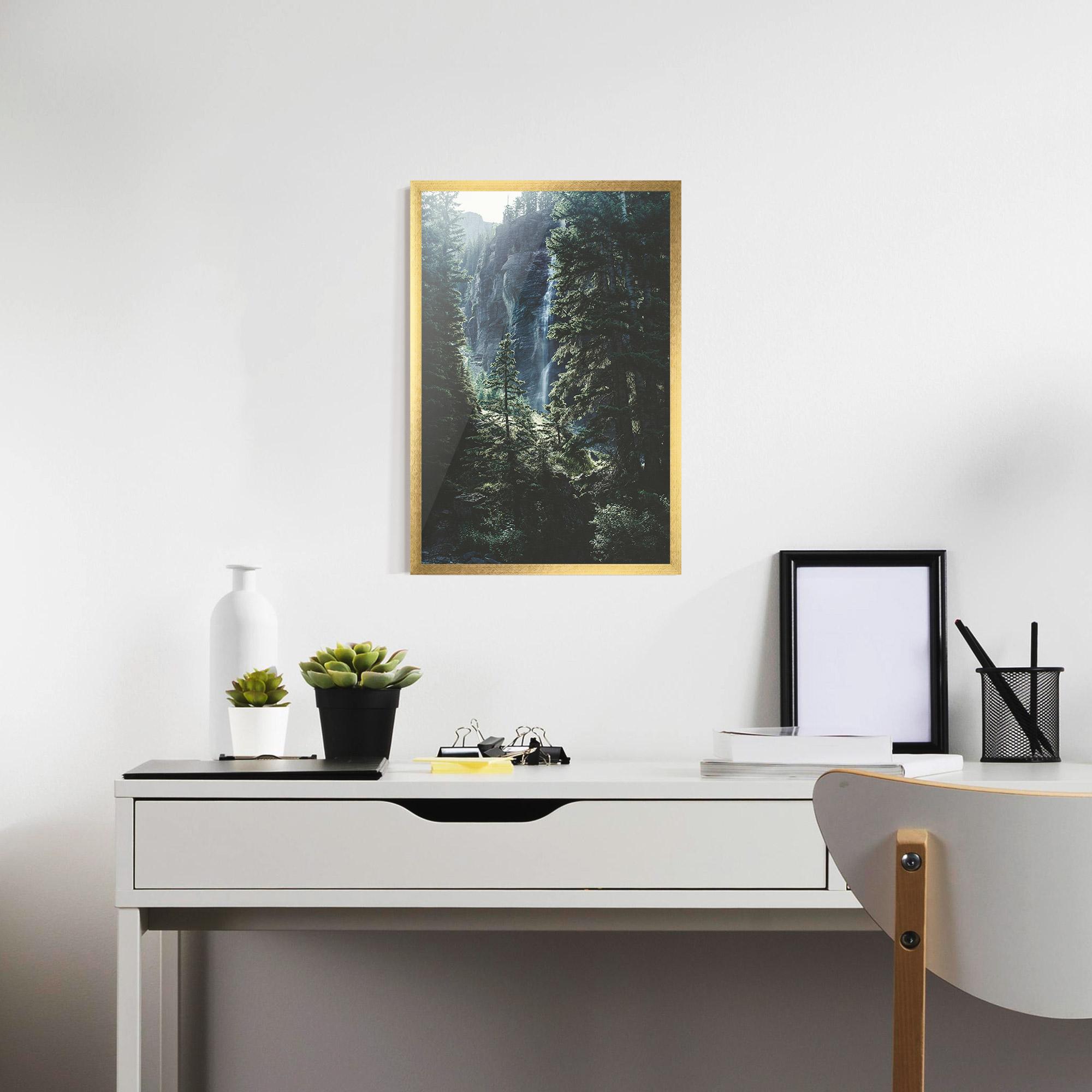 Рамкиран постер Forest Vibes mockup 7