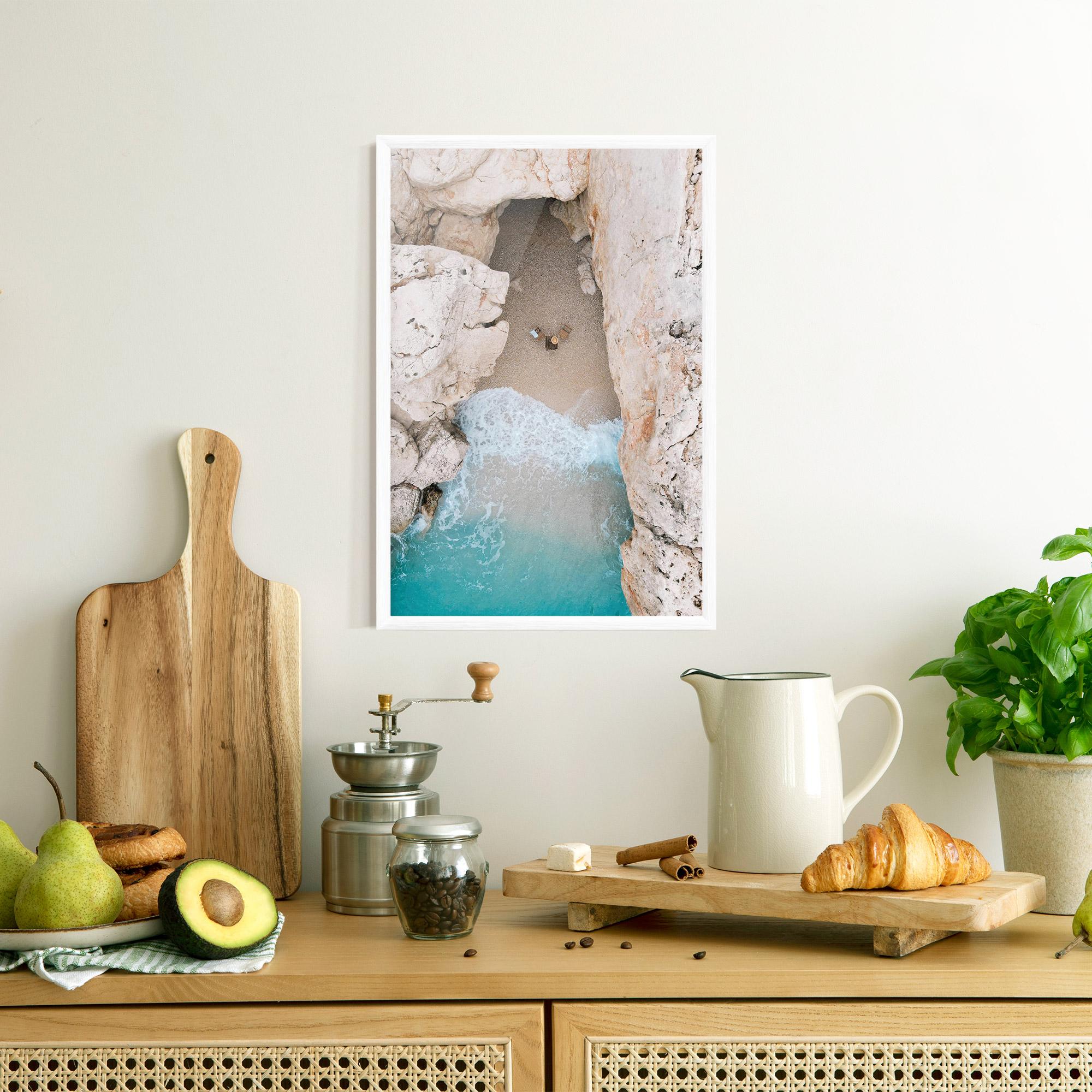 Рамкиран постер Private White Cave mockup 8