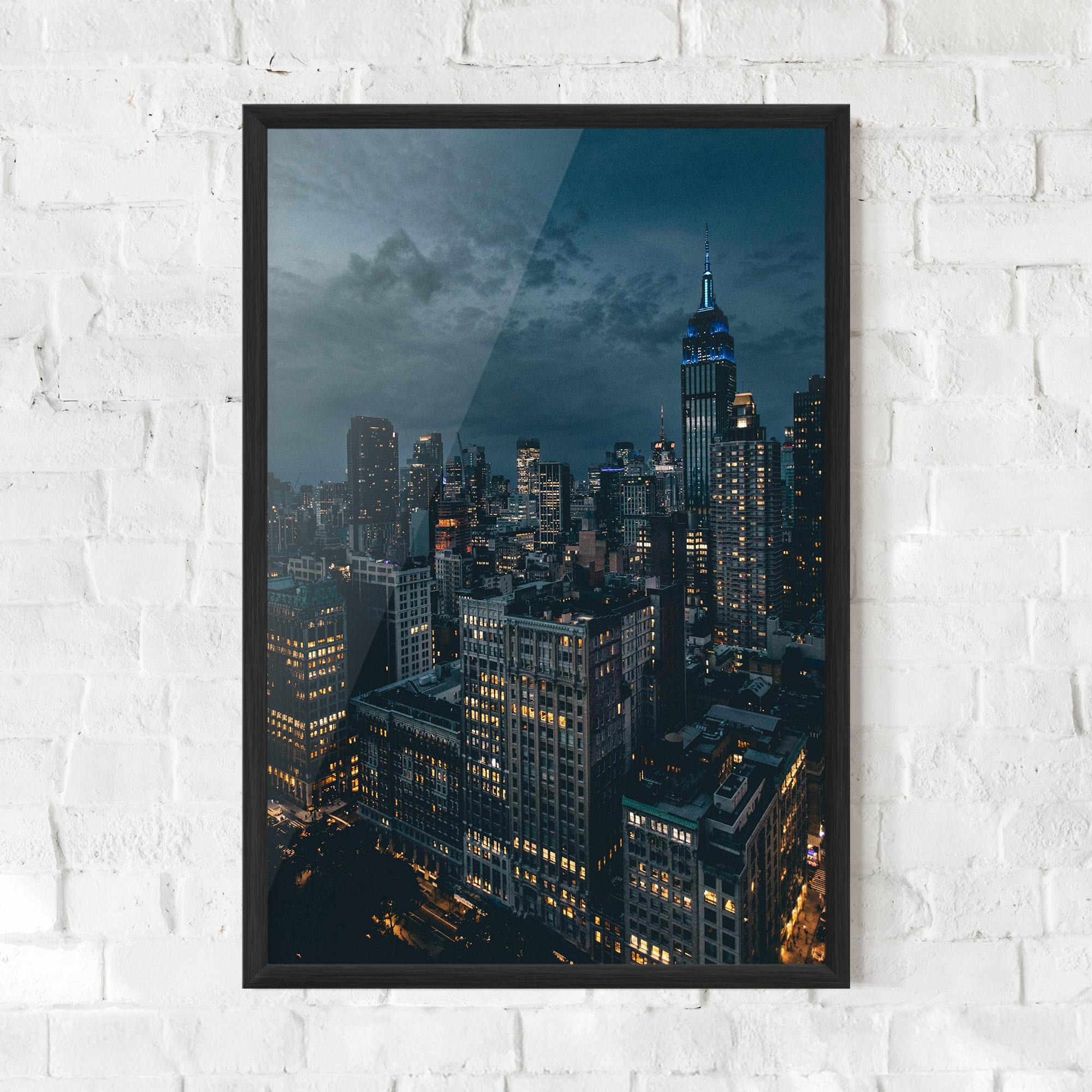 Рамкиран постер City Night mockup 0