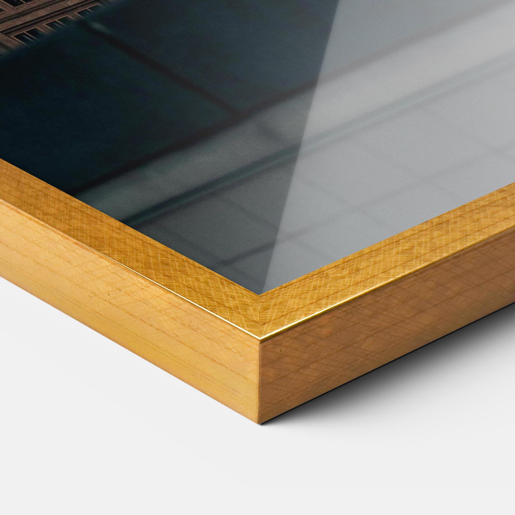 Рамкиран постер Daylight Building mockup 3