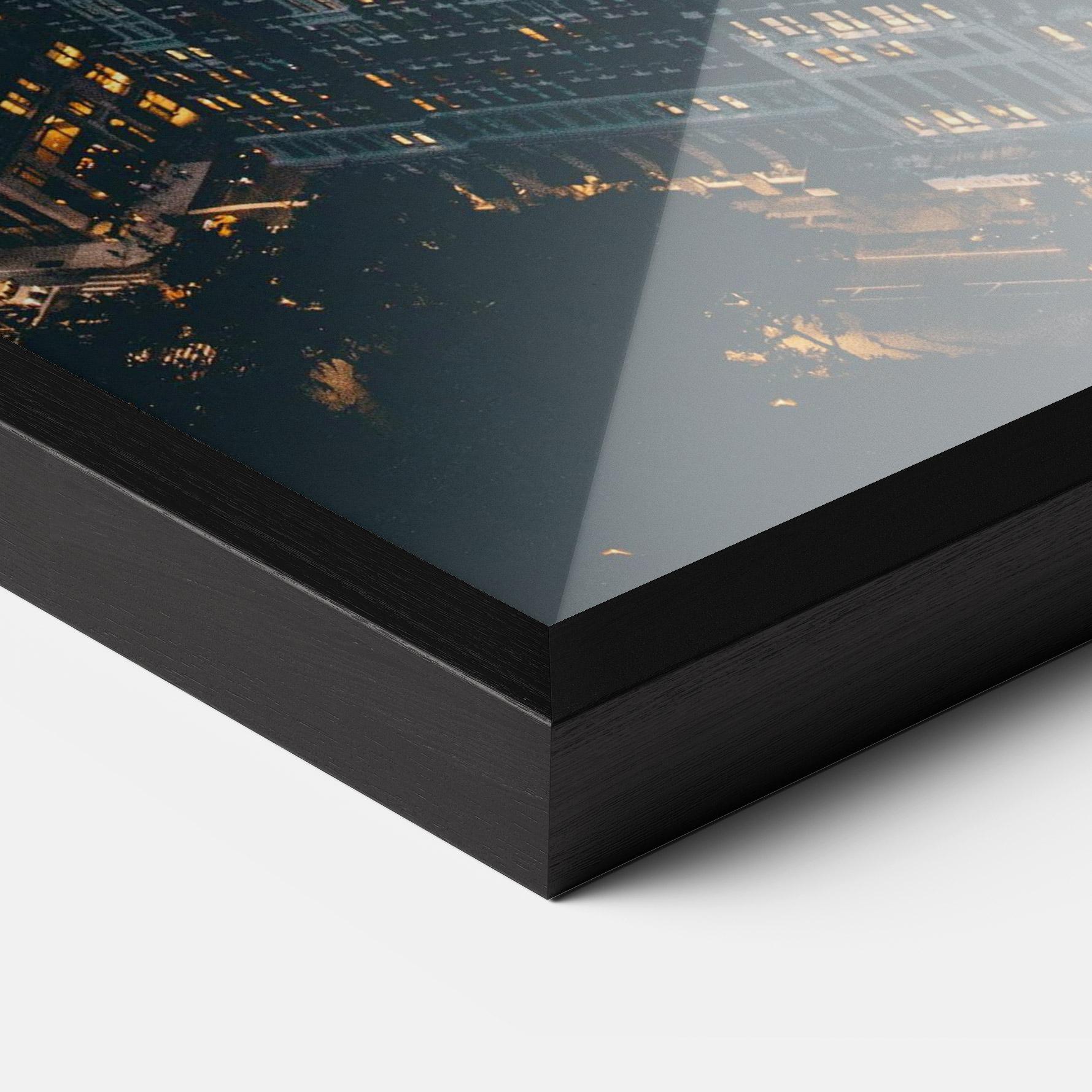 Рамкиран постер City Night mockup 3