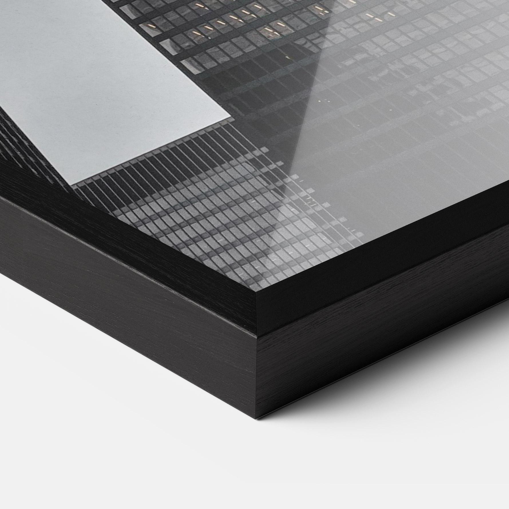 Рамкиран постер Grey High Building mockup 3