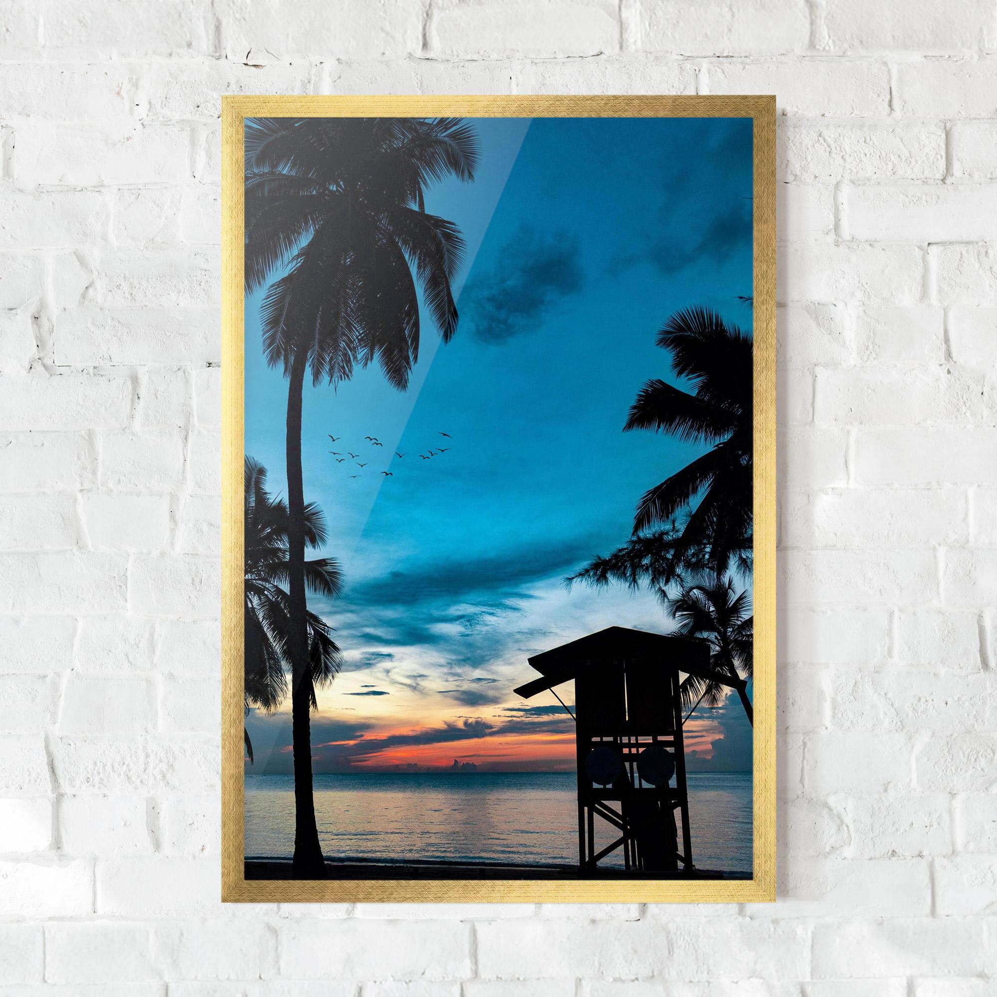 Рамкиран постер Palm Shilouette mockup 0