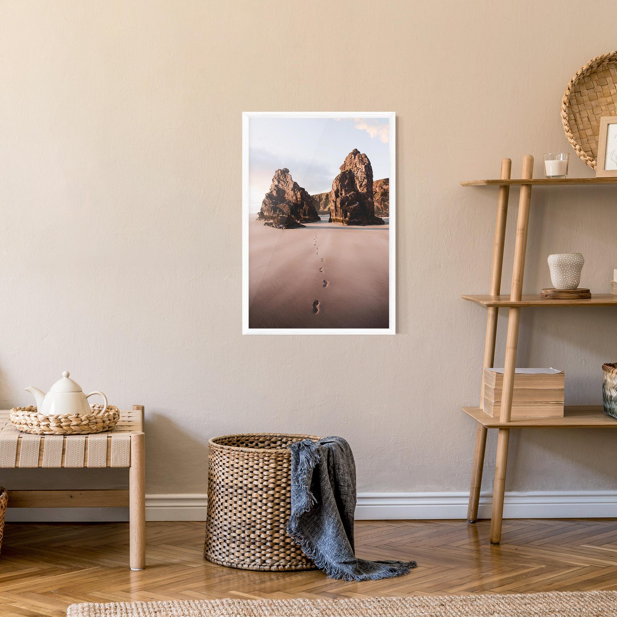 Рамкиран постер Sand Mark mockup 9