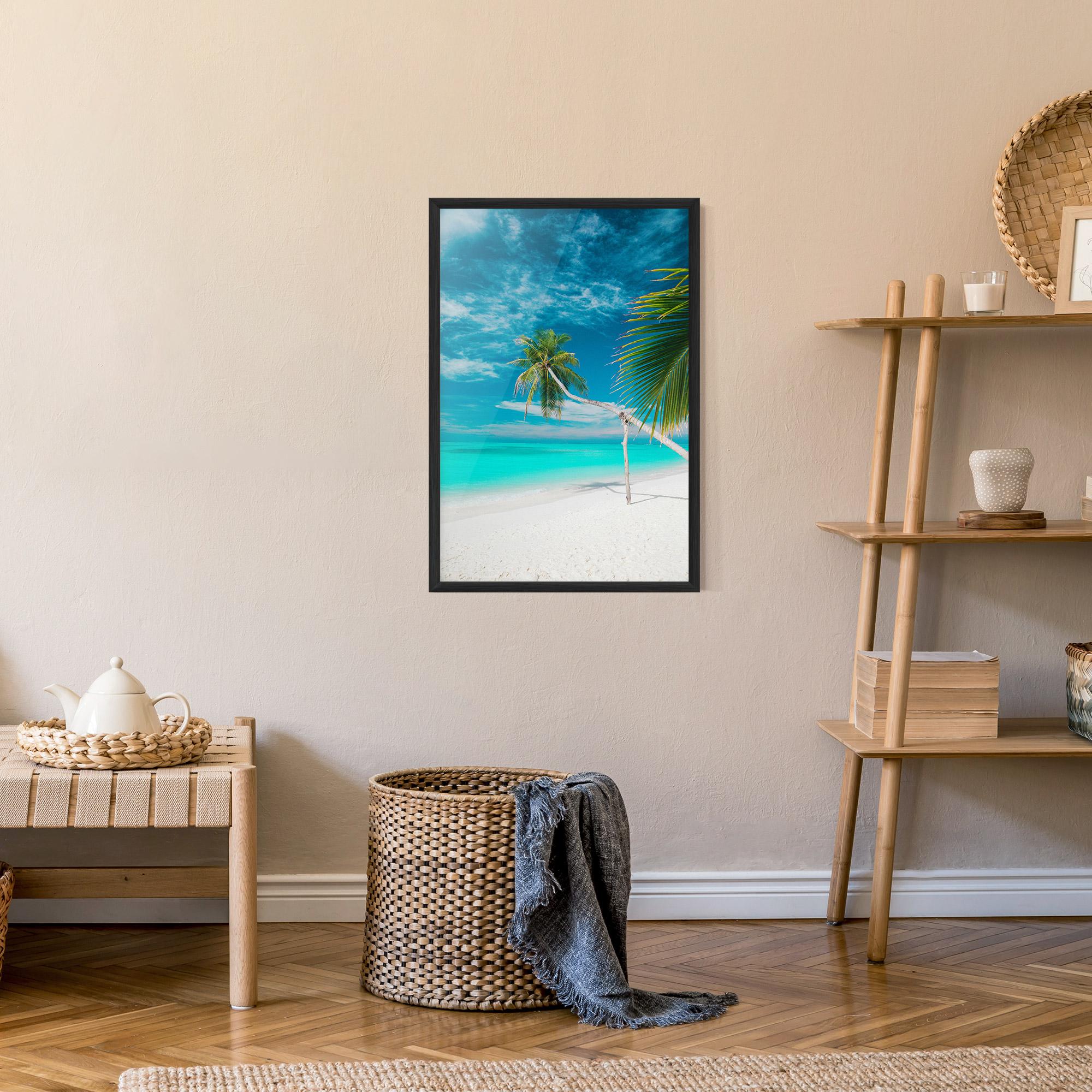 Рамкиран постер Day Palm mockup 9