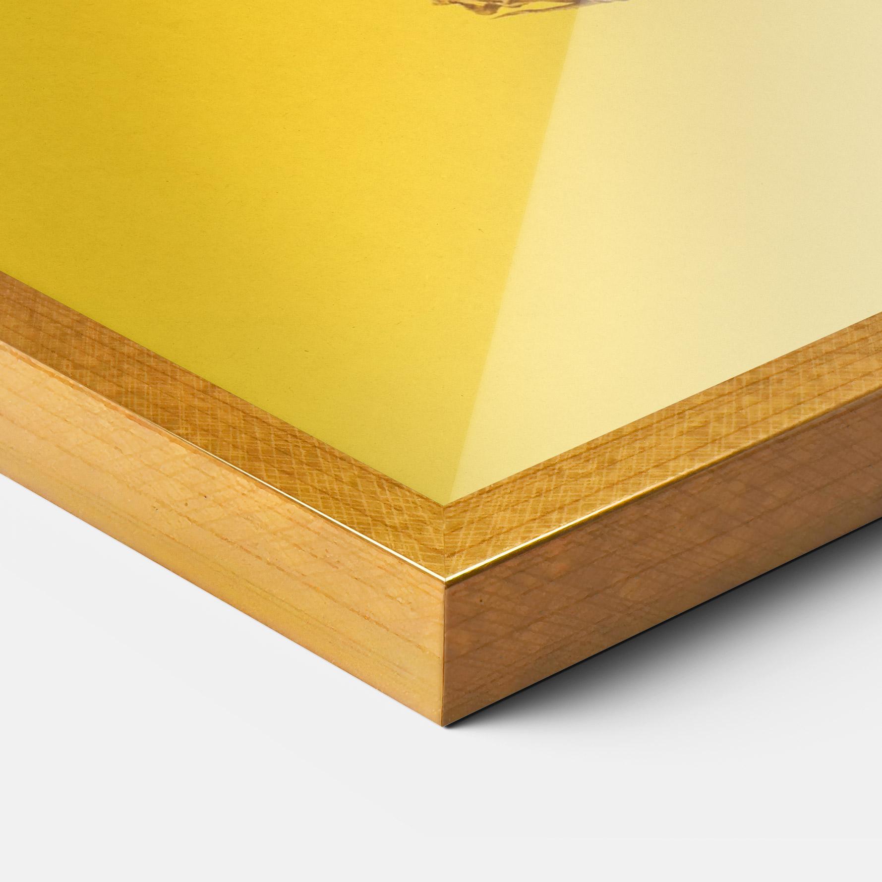 Рамкиран постер Fresh Pineapple mockup 3