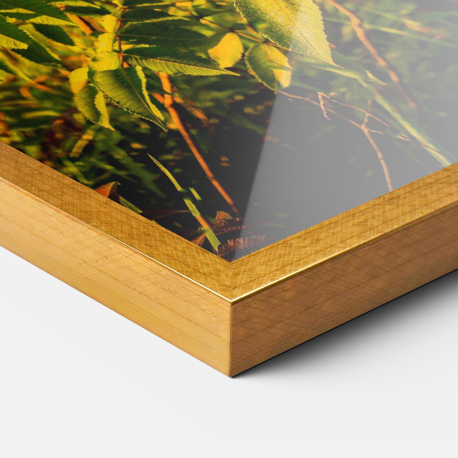 Рамкиран постер Summer Leaves mockup 3