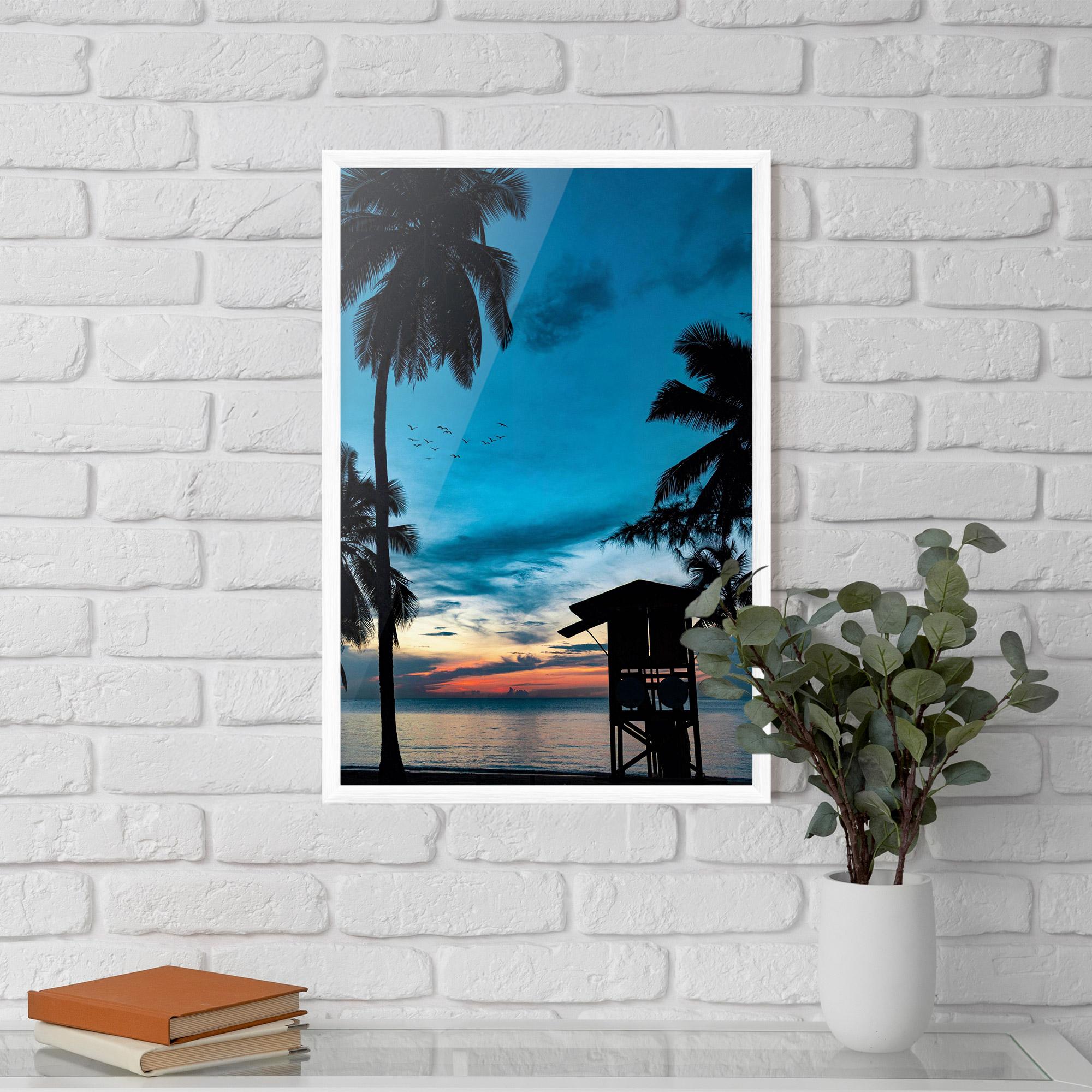 Рамкиран постер Palm Shilouette mockup 5