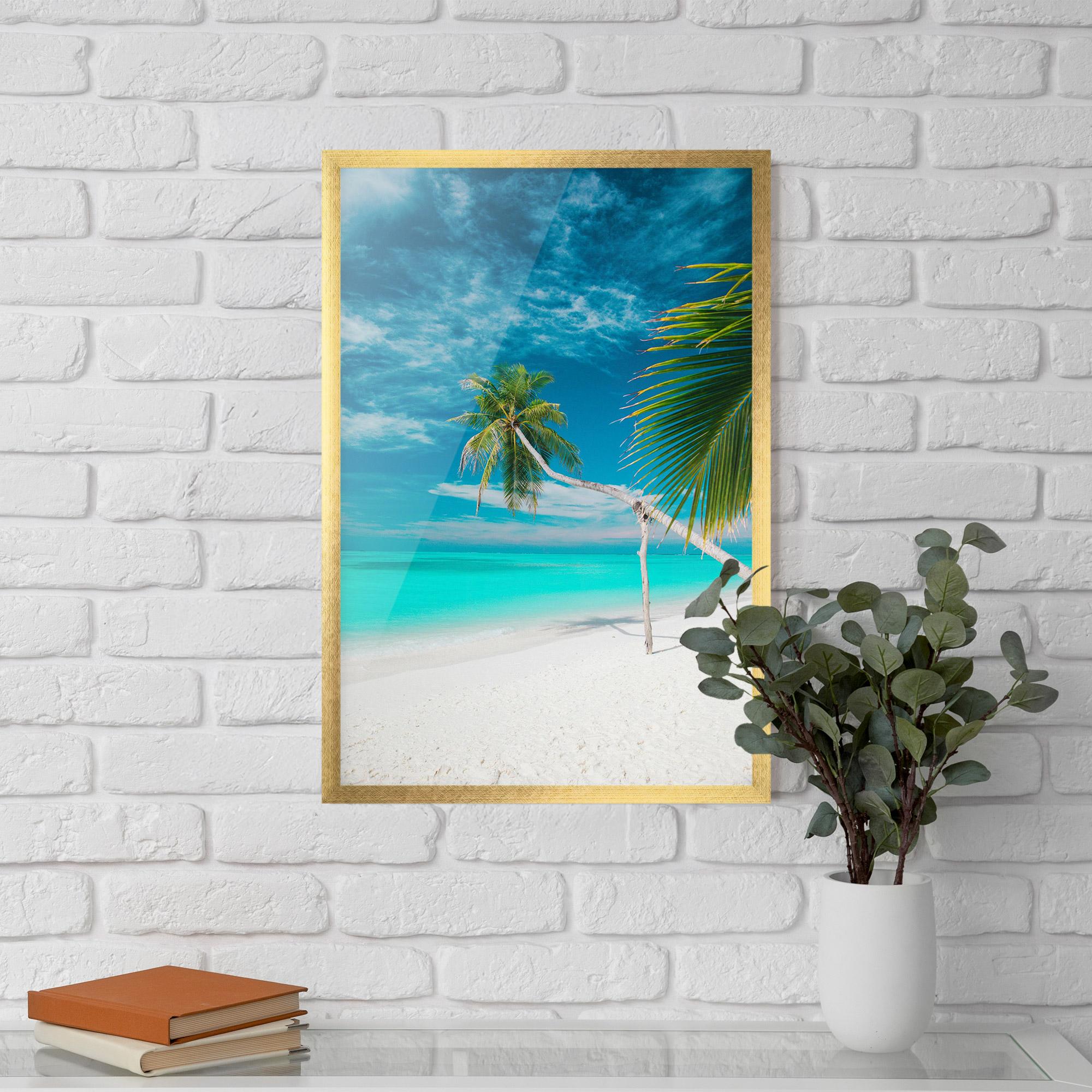 Рамкиран постер Day Palm mockup 5