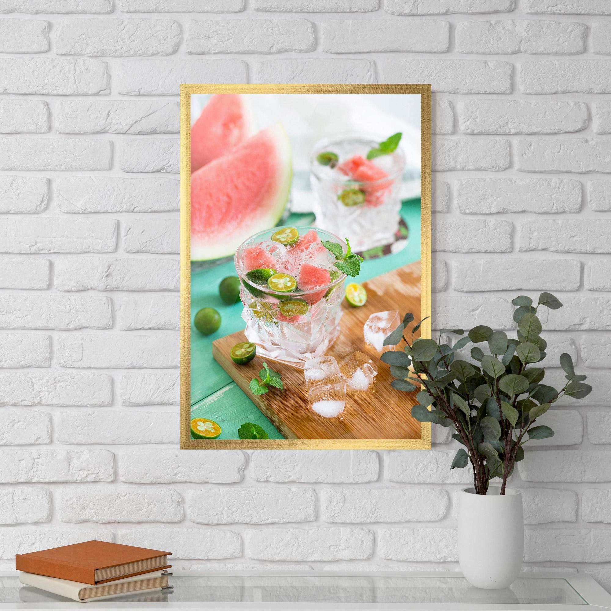 Рамкиран постер Summer Drink mockup 5