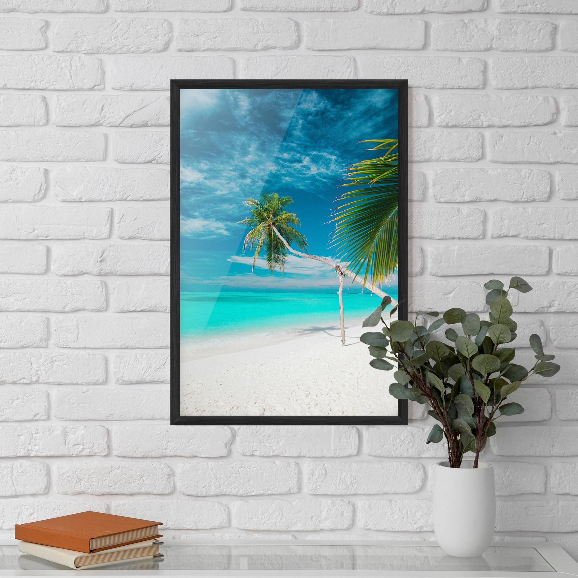 Рамкиран постер Day Palm mockup 5