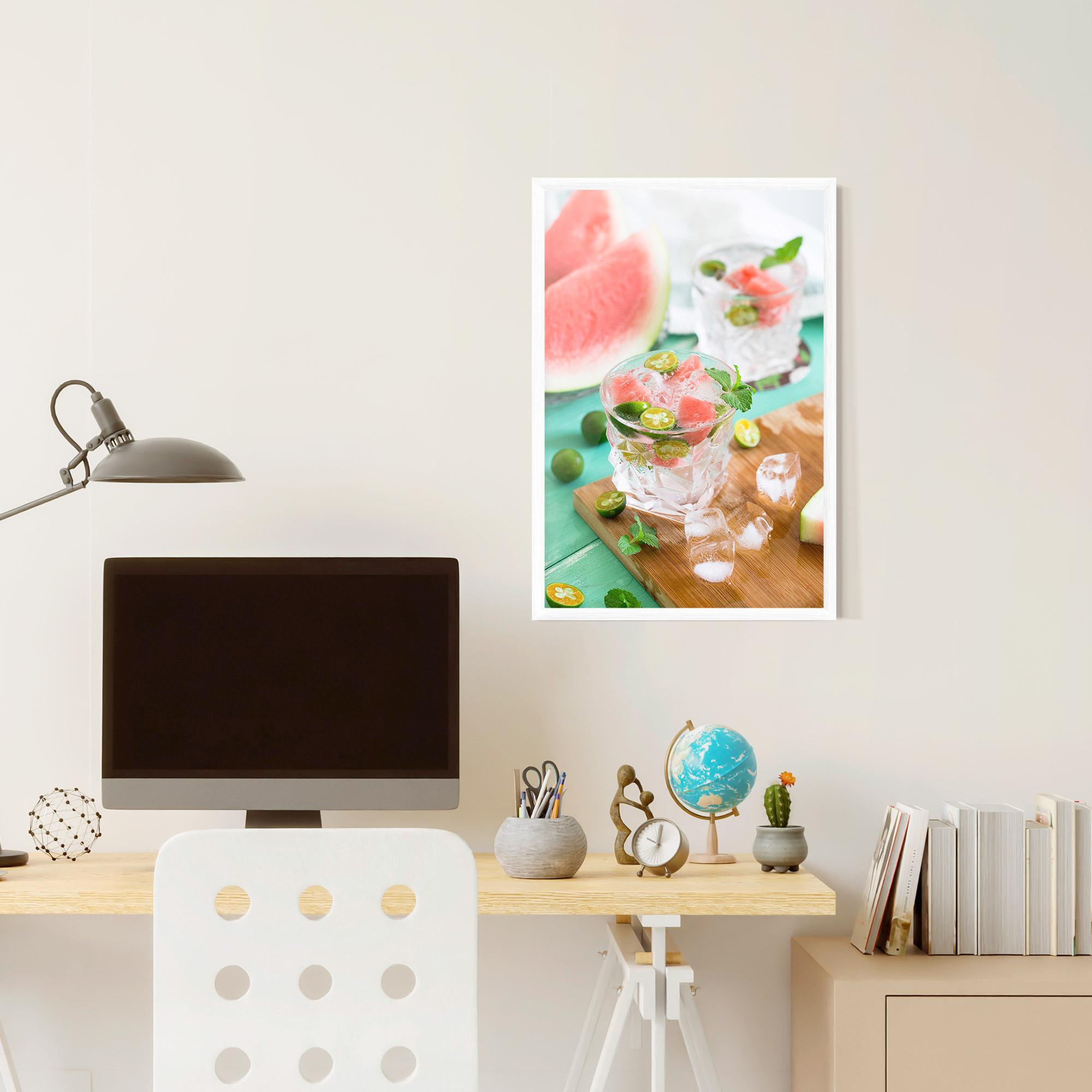 Рамкиран постер Summer Drink mockup 6