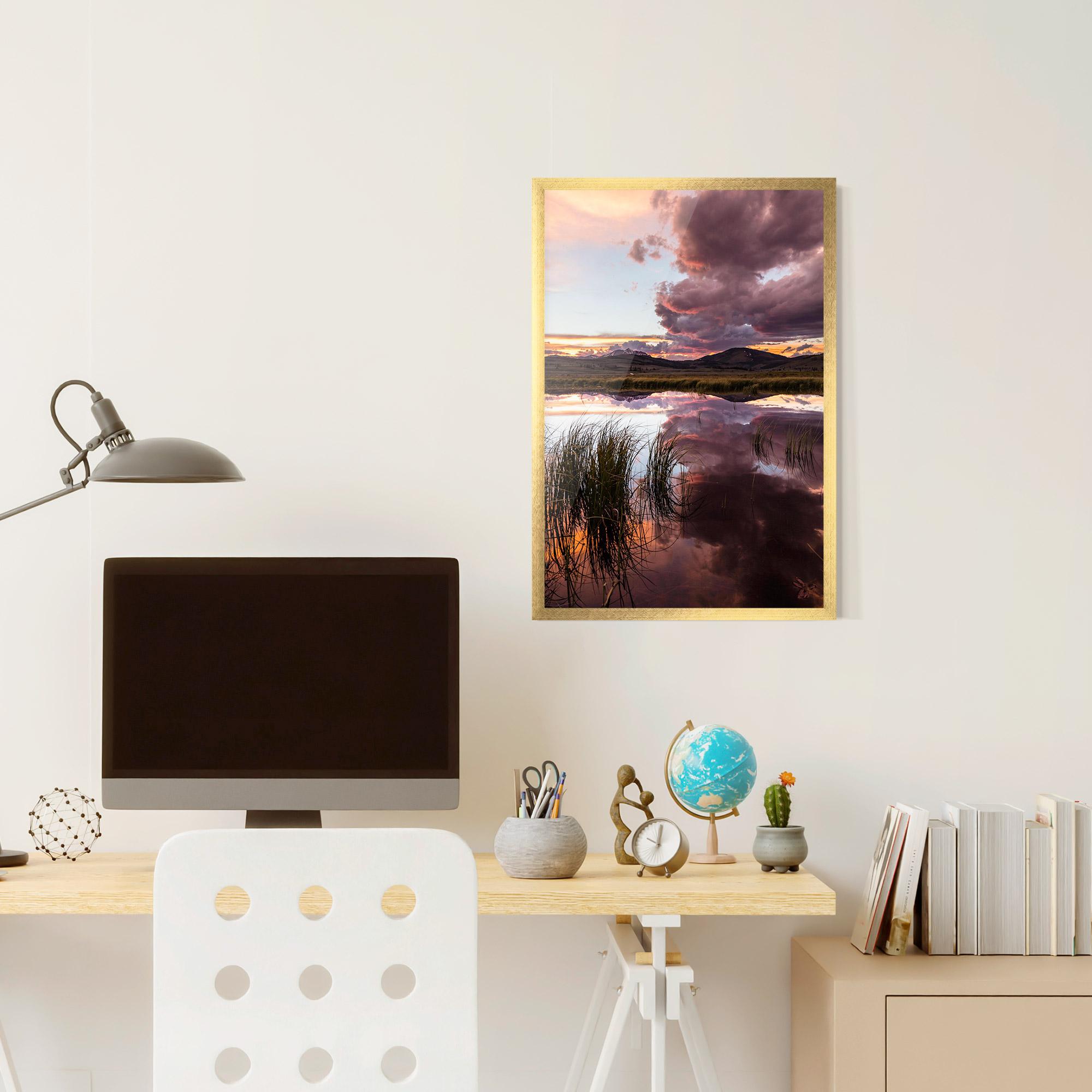 Рамкиран постер Pretty View mockup 6