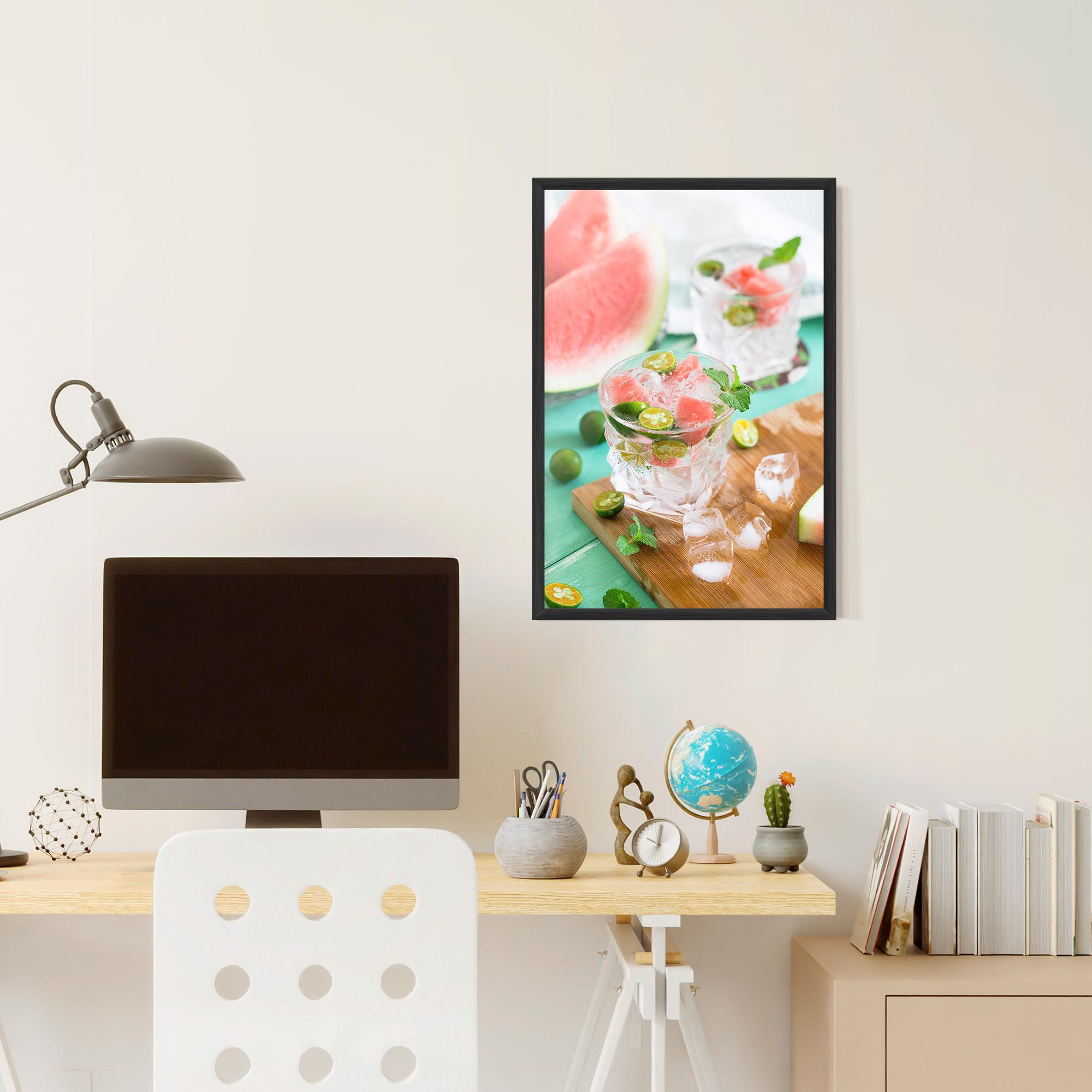 Рамкиран постер Summer Drink mockup 6