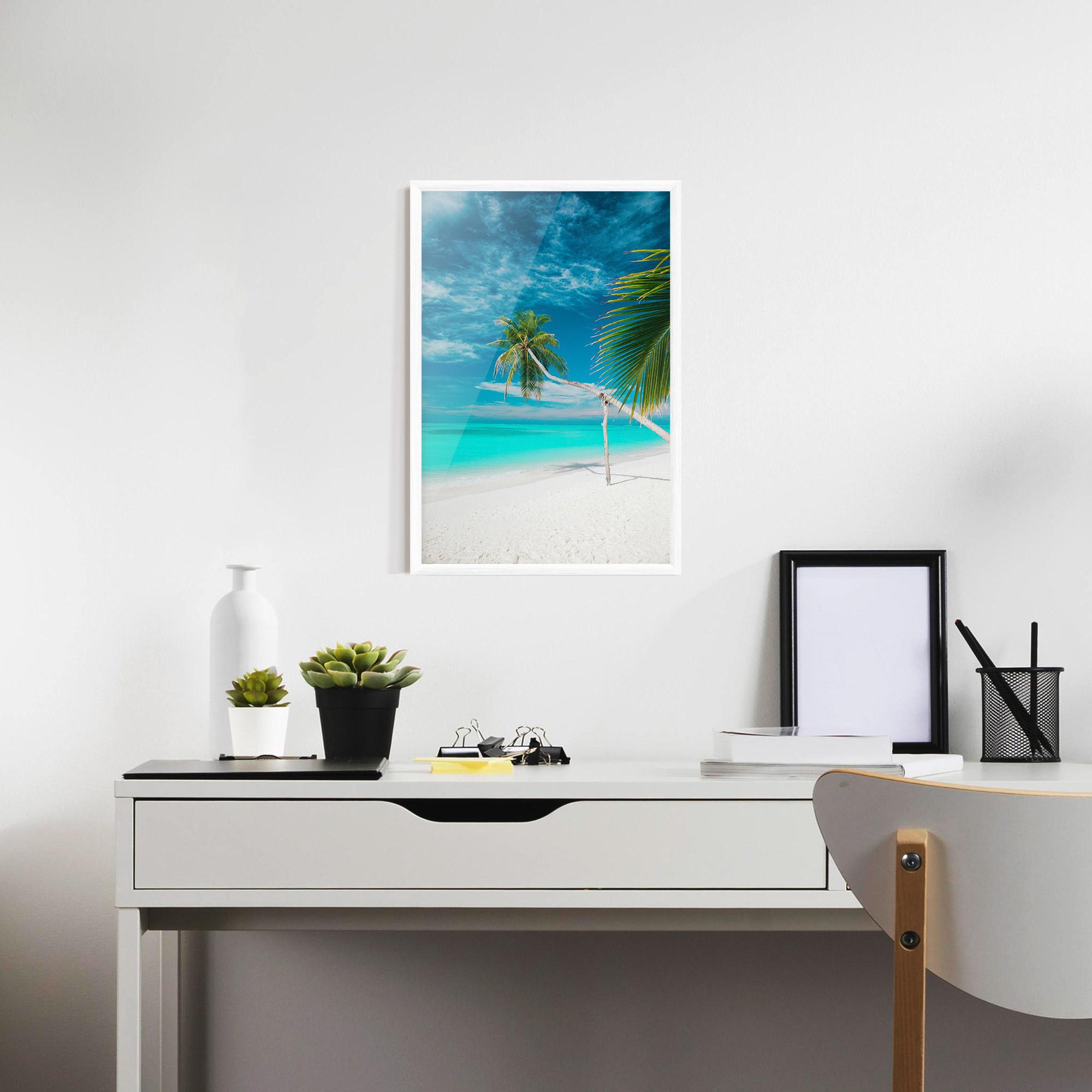 Рамкиран постер Day Palm mockup 7