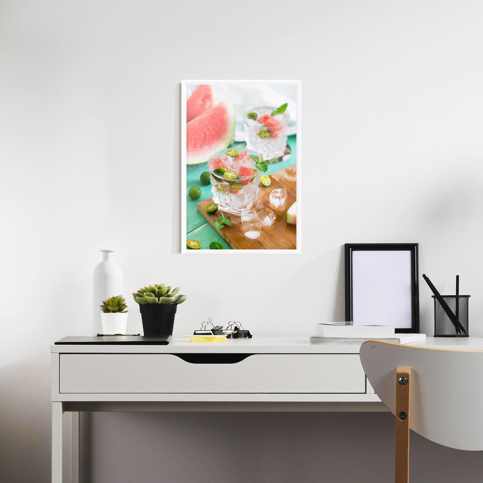 Рамкиран постер Summer Drink mockup 7