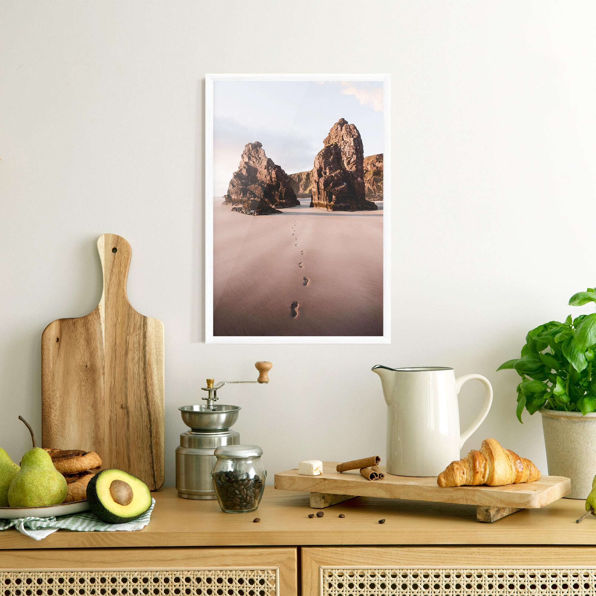 Рамкиран постер Sand Mark mockup 8