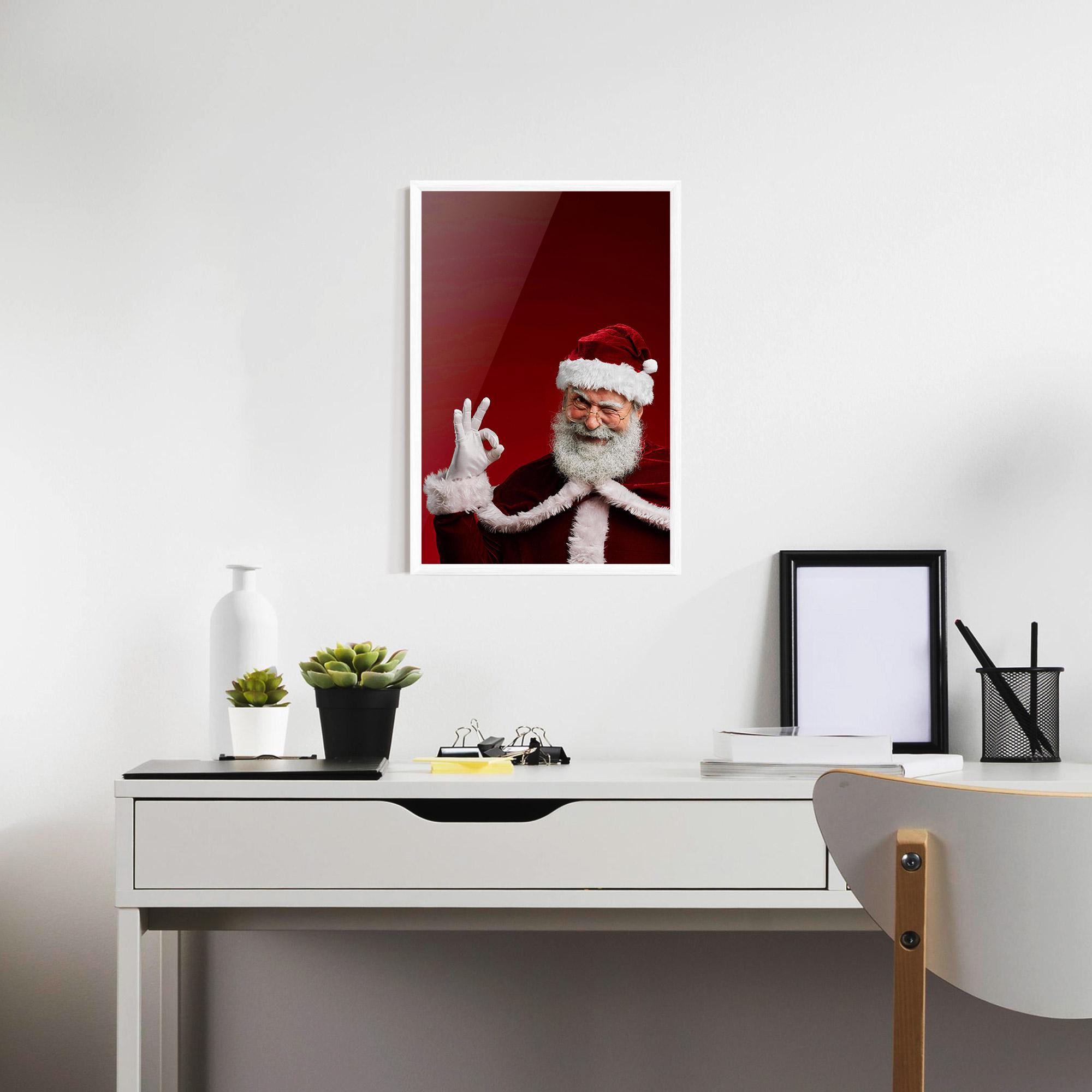 Рамкиран постер Santa Approves mockup 7