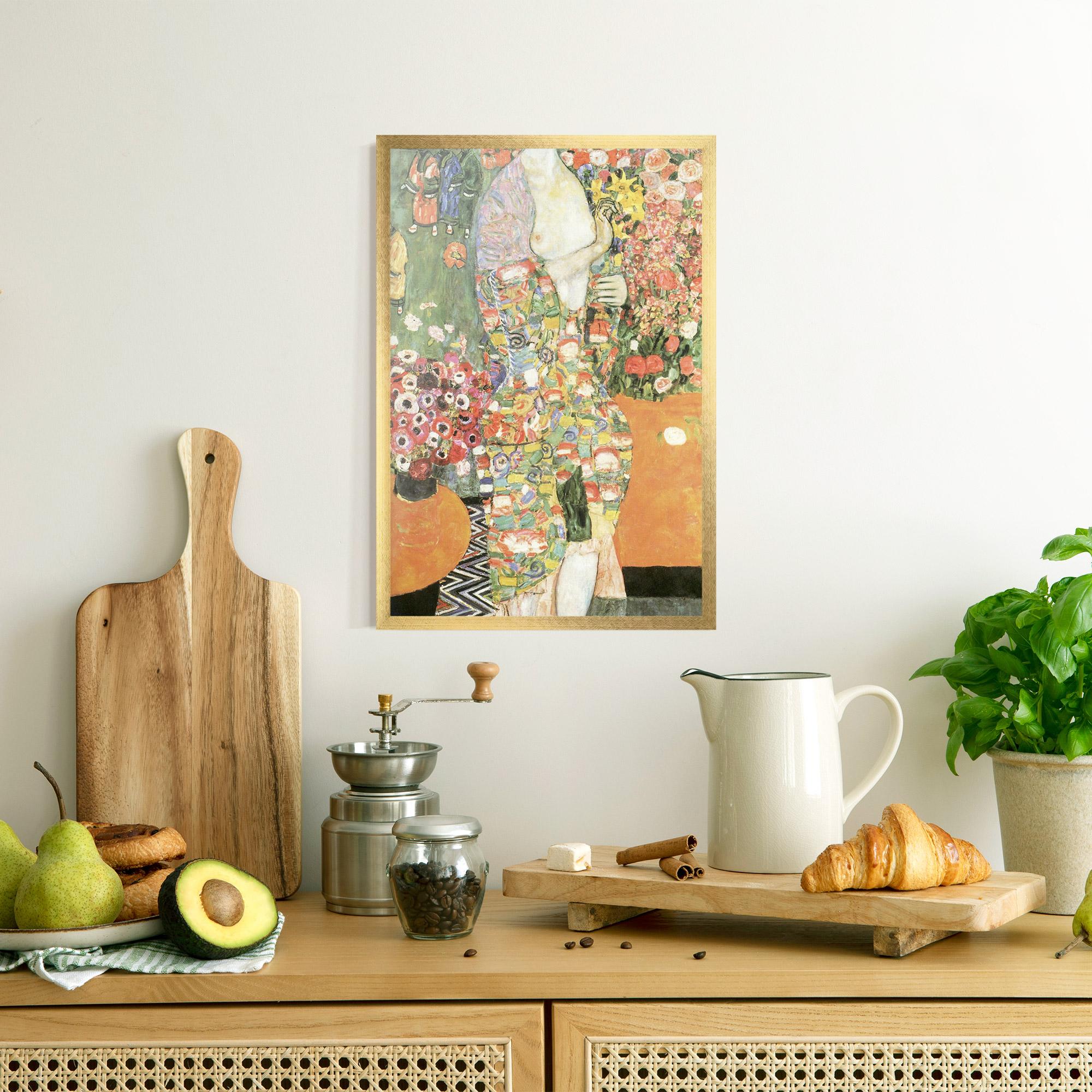 Рамкиран постер The Dancer mockup 8