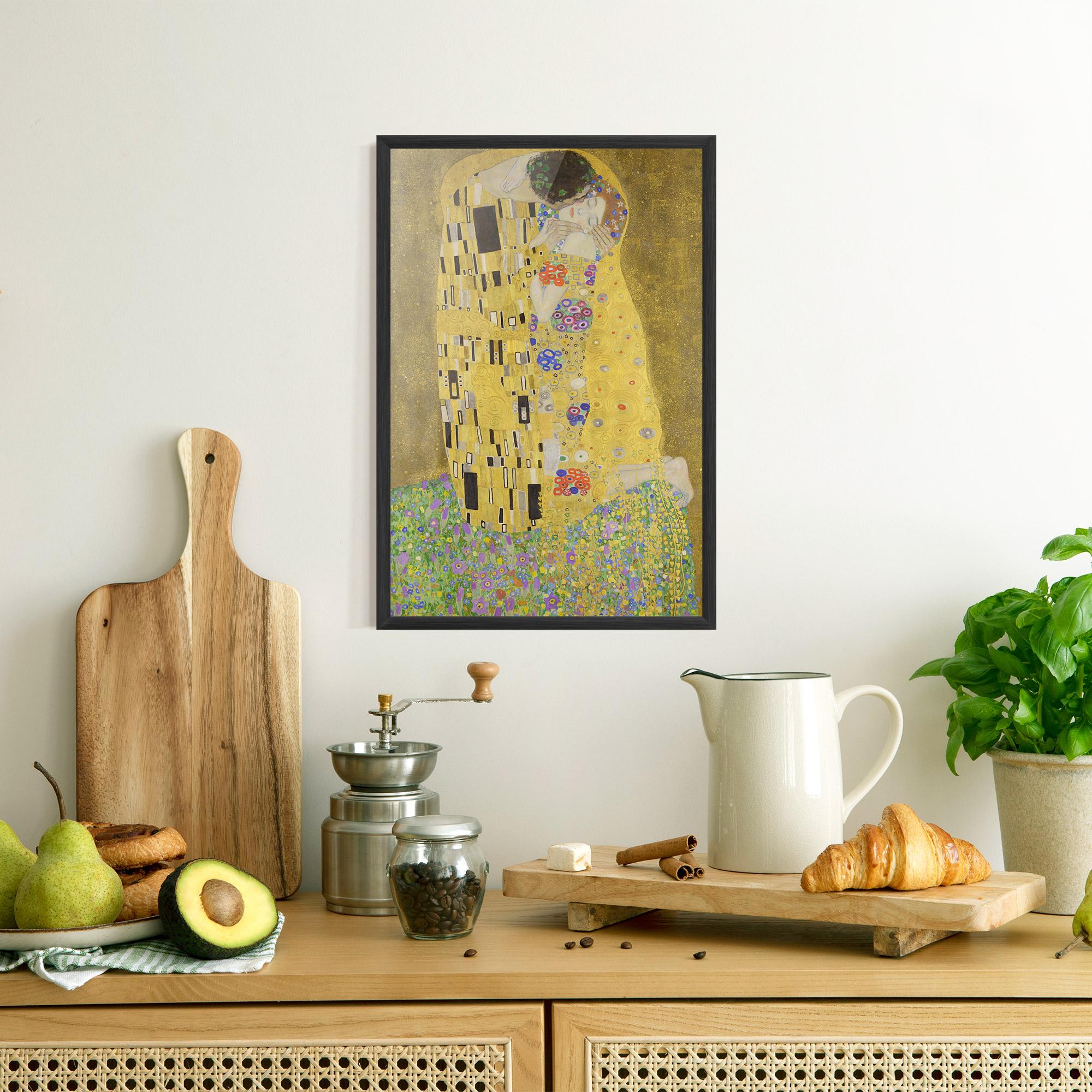 Рамкиран постер The Kiss mockup 8