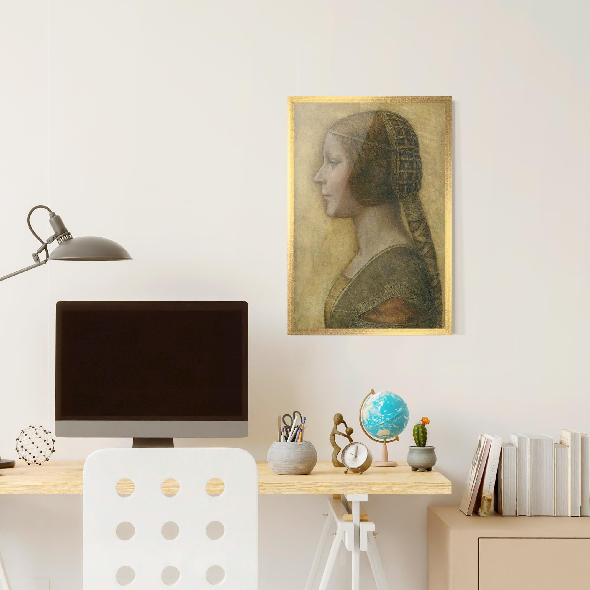 Рамкиран постер Profile Of A Young Fiancee Da Vinci mockup 6