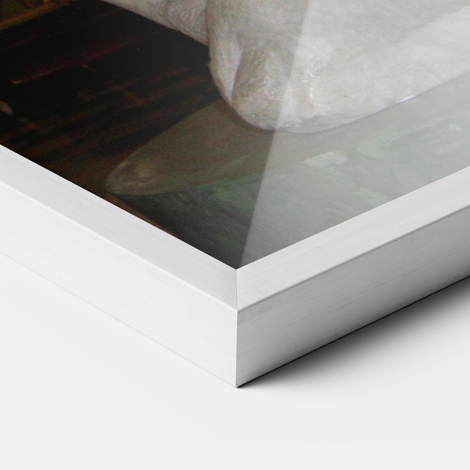 Рамкиран постер Crouching Boy mockup 3