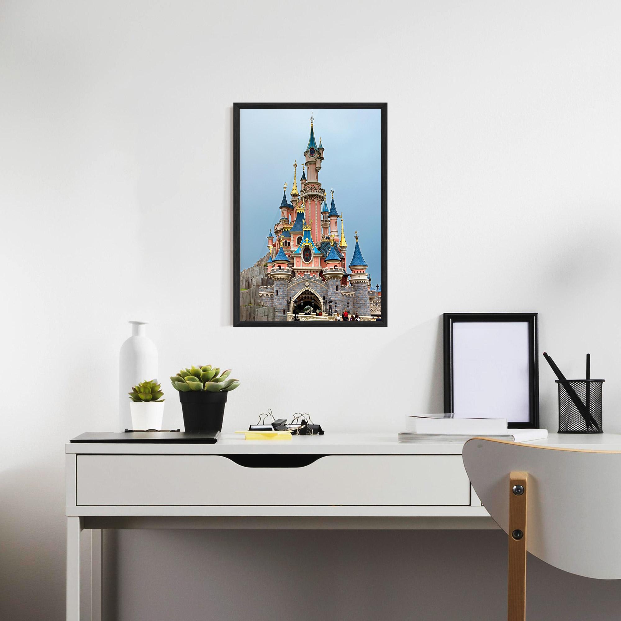 Рамкиран постер Disneyland Castle mockup 7