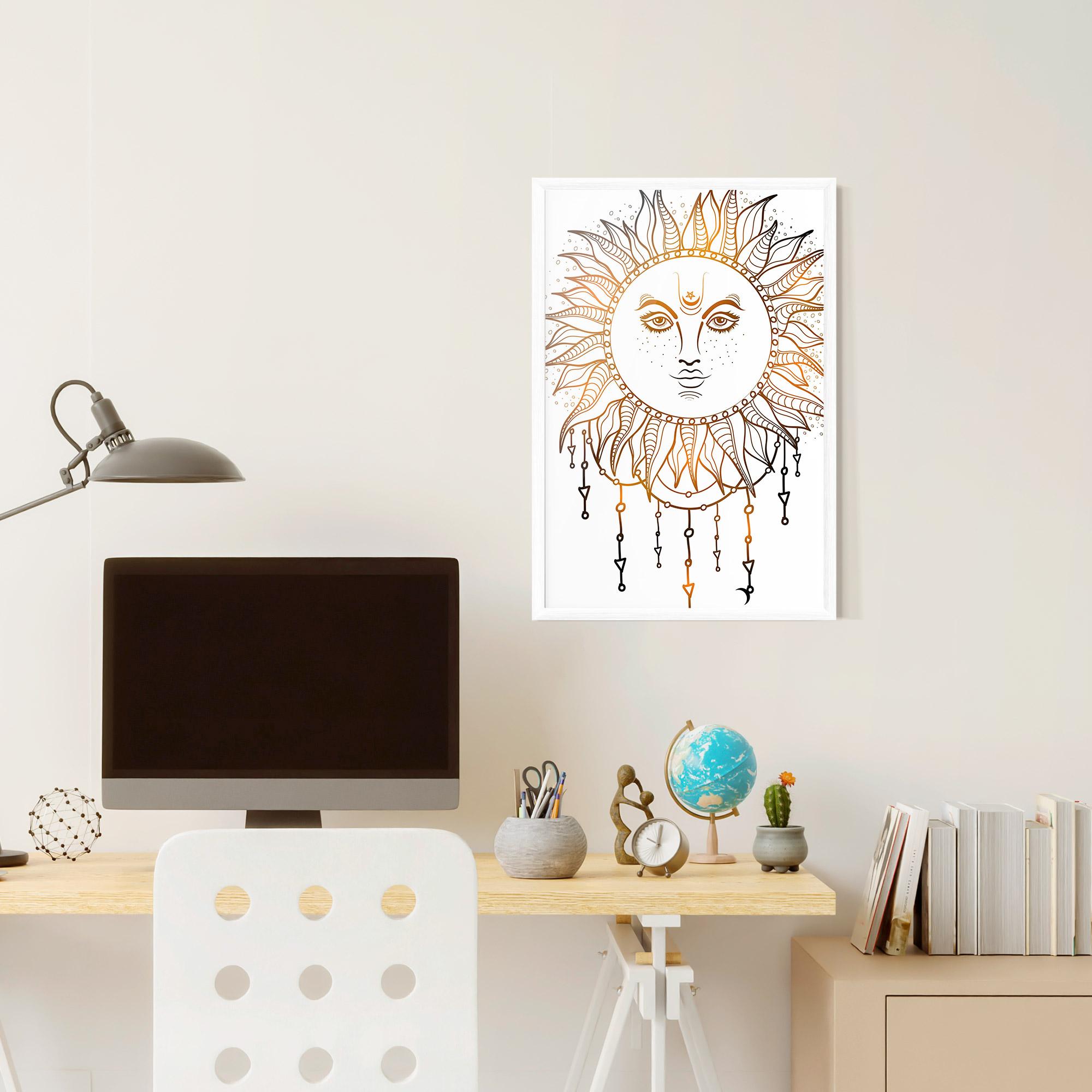 Рамкиран постер Gold Sun Face mockup 6
