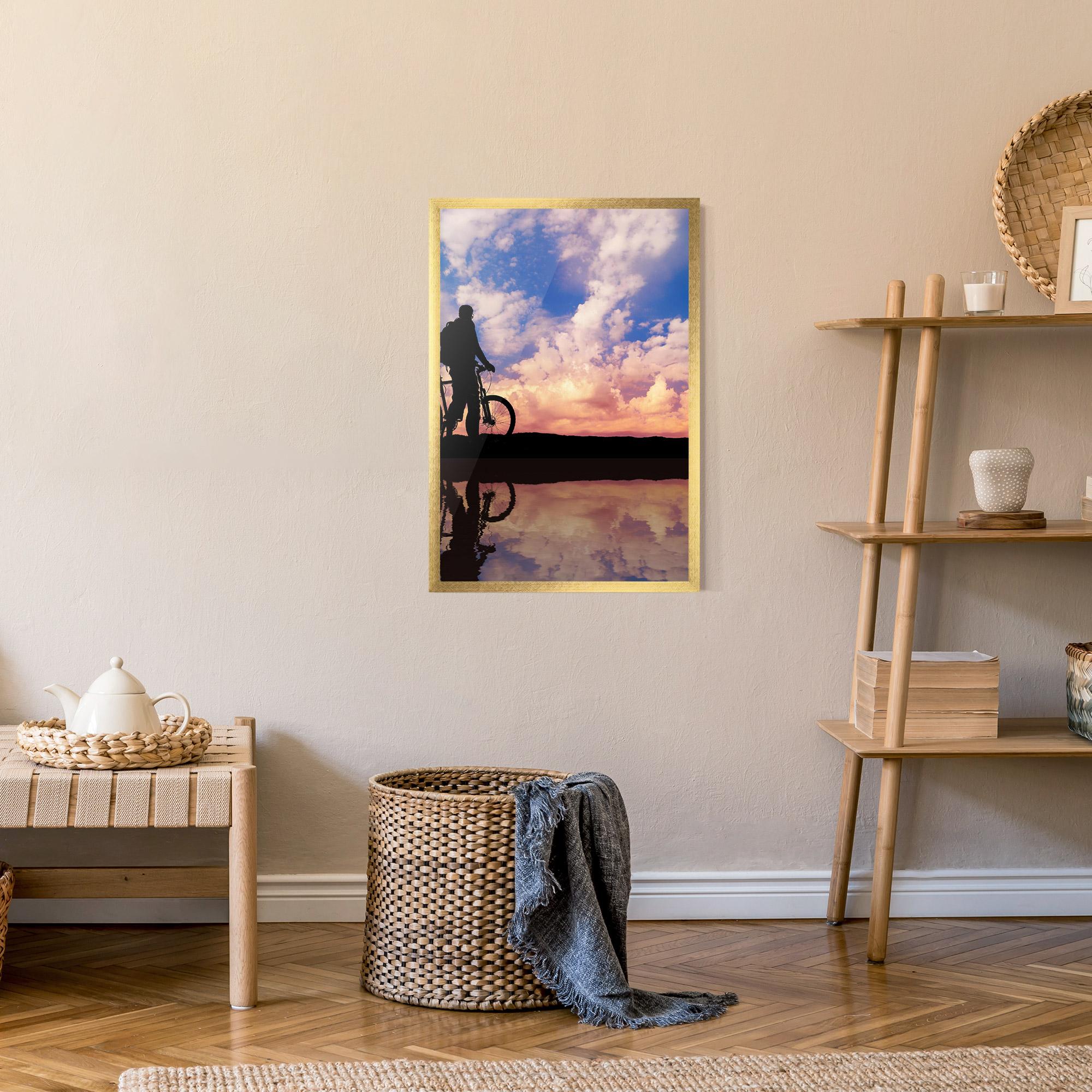 Рамкиран постер Bike Sunset mockup 9