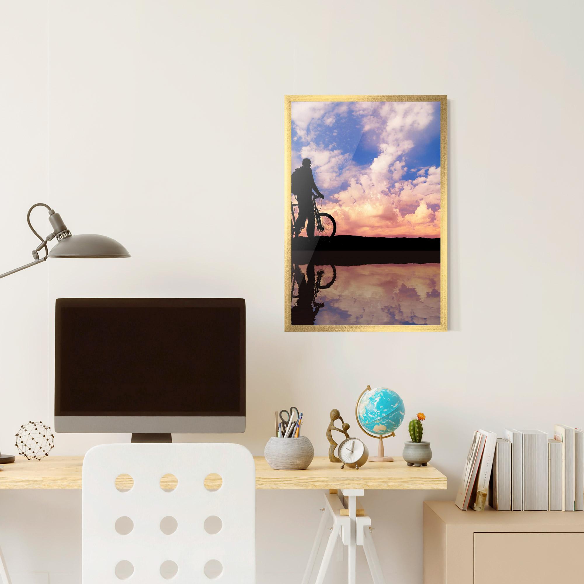 Рамкиран постер Bike Sunset mockup 6