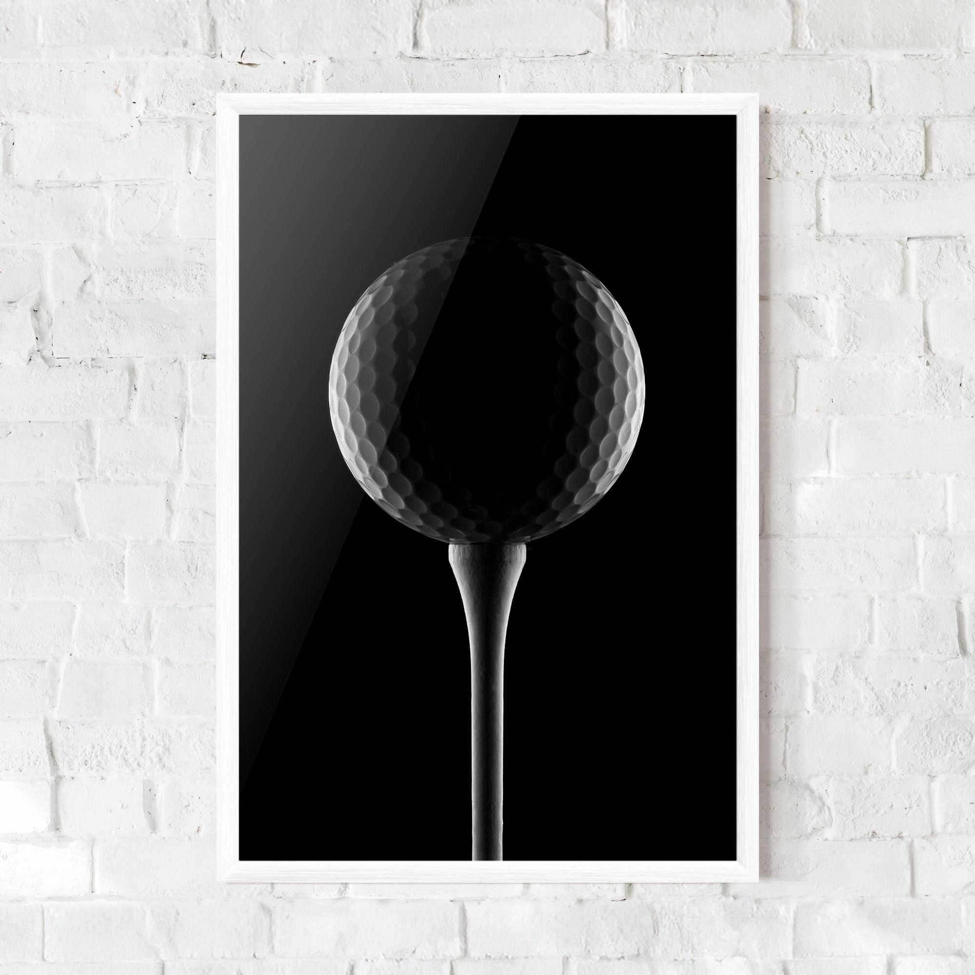 Рамкиран постер Golf Ball Black mockup 0