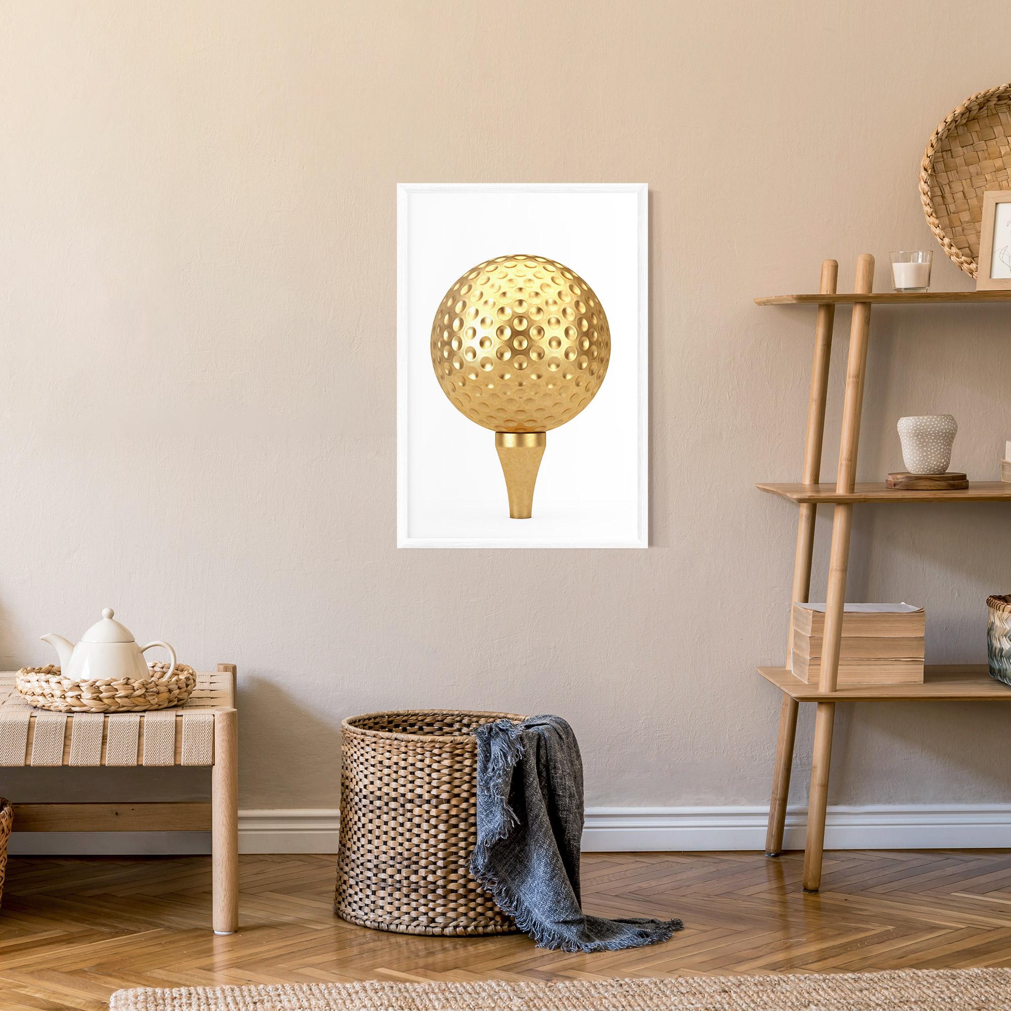 Рамкиран постер Golden Golf Ball mockup 9