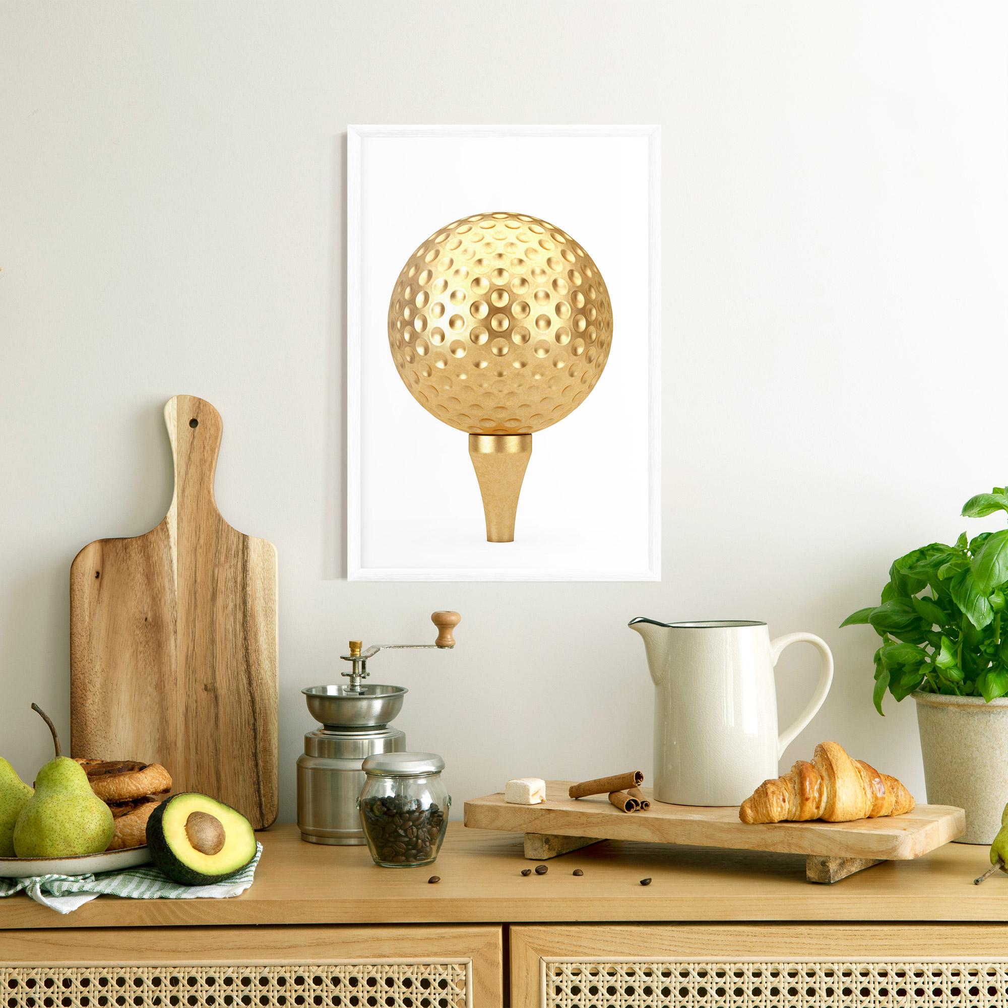 Рамкиран постер Golden Golf Ball mockup 8