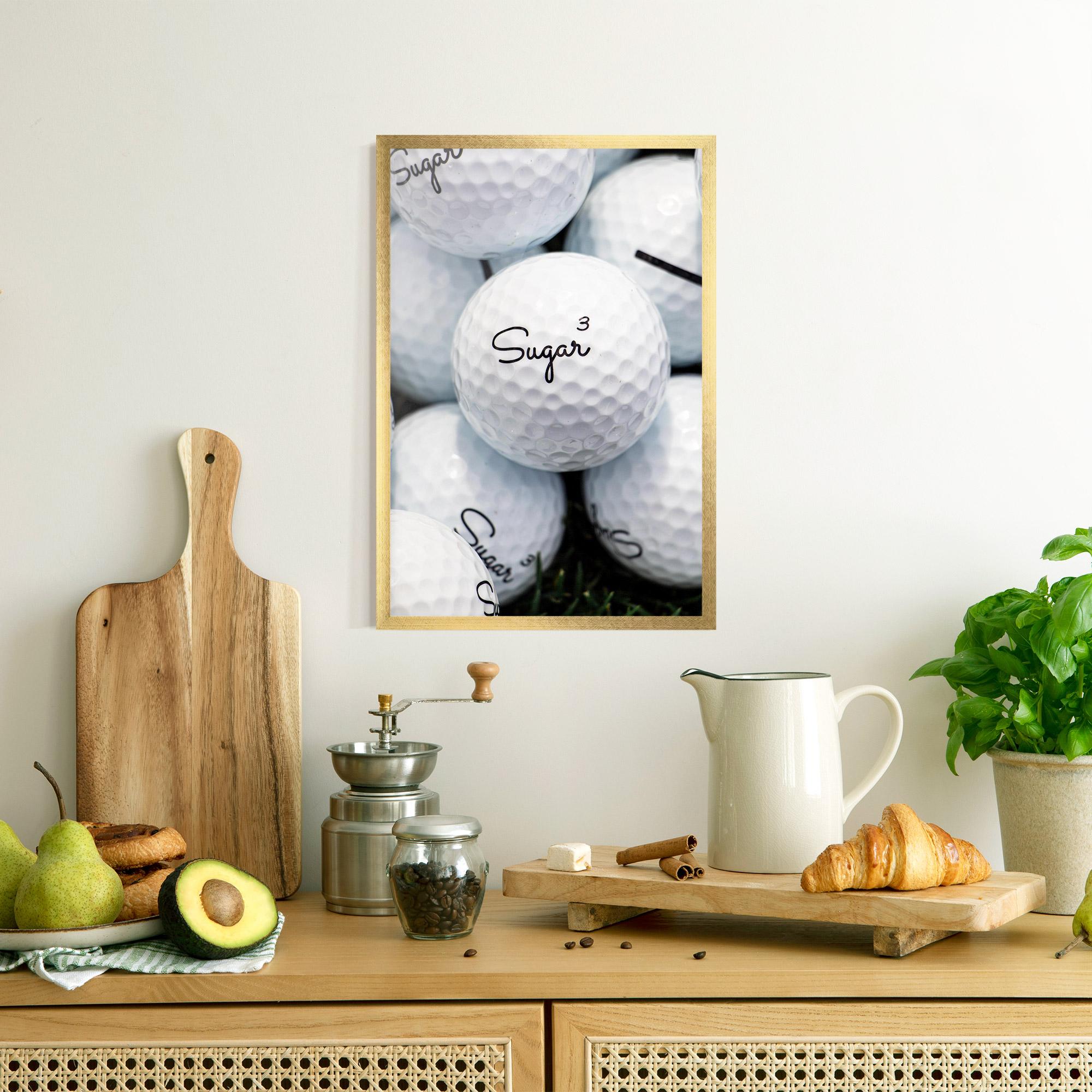 Рамкиран постер Sugar Ball Close Up mockup 8