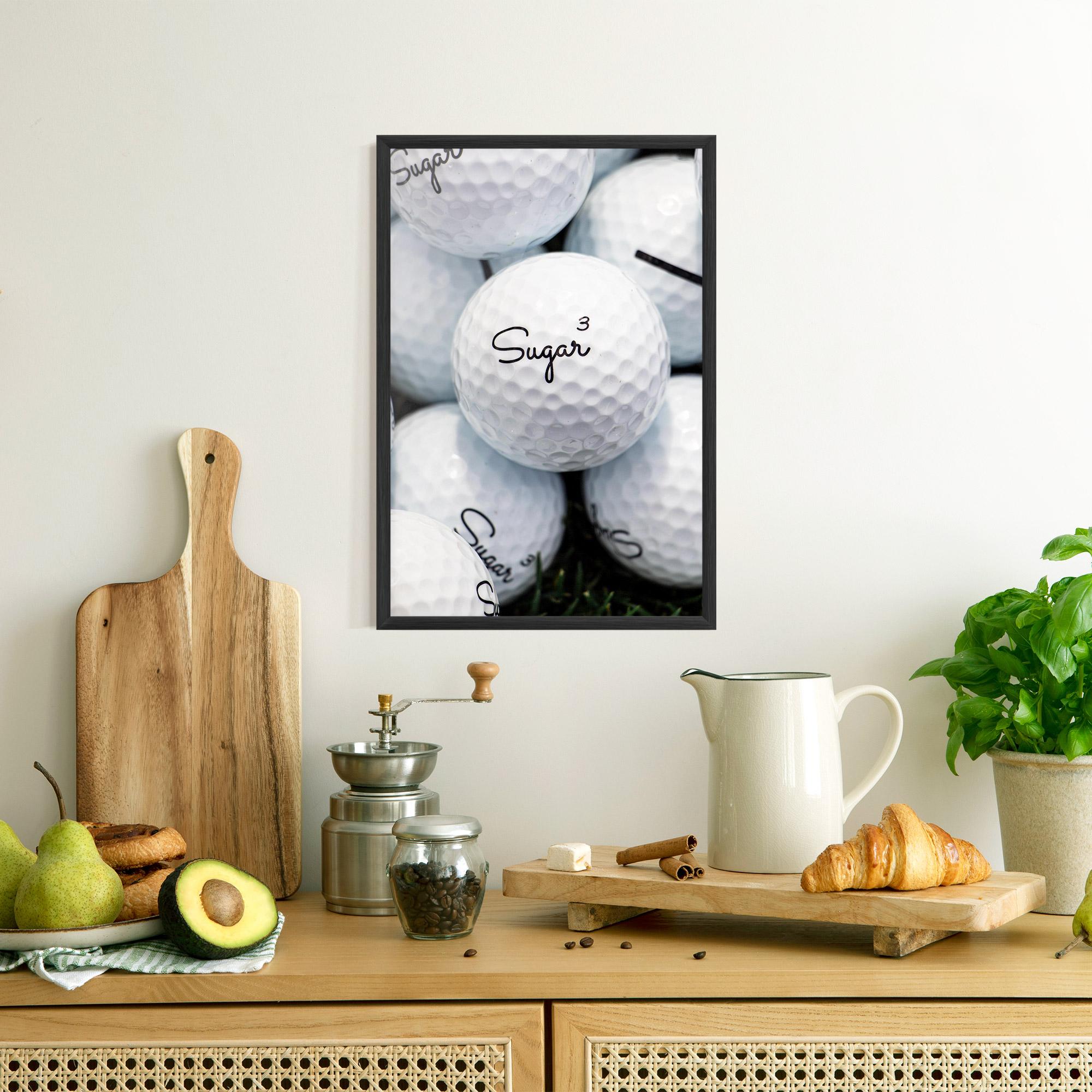 Рамкиран постер Sugar Ball Close Up mockup 8