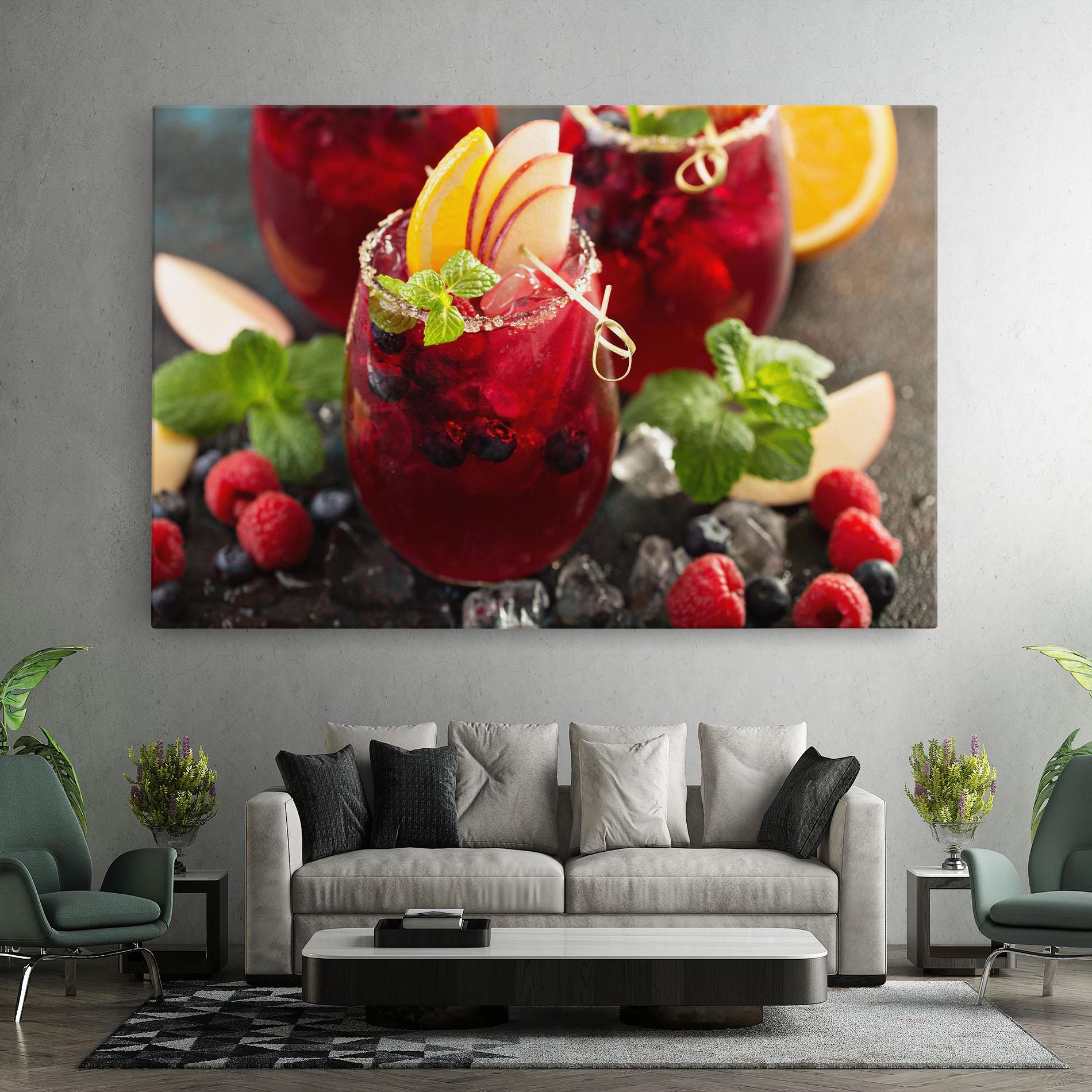 Картина на платно Berry Drink mockup 7