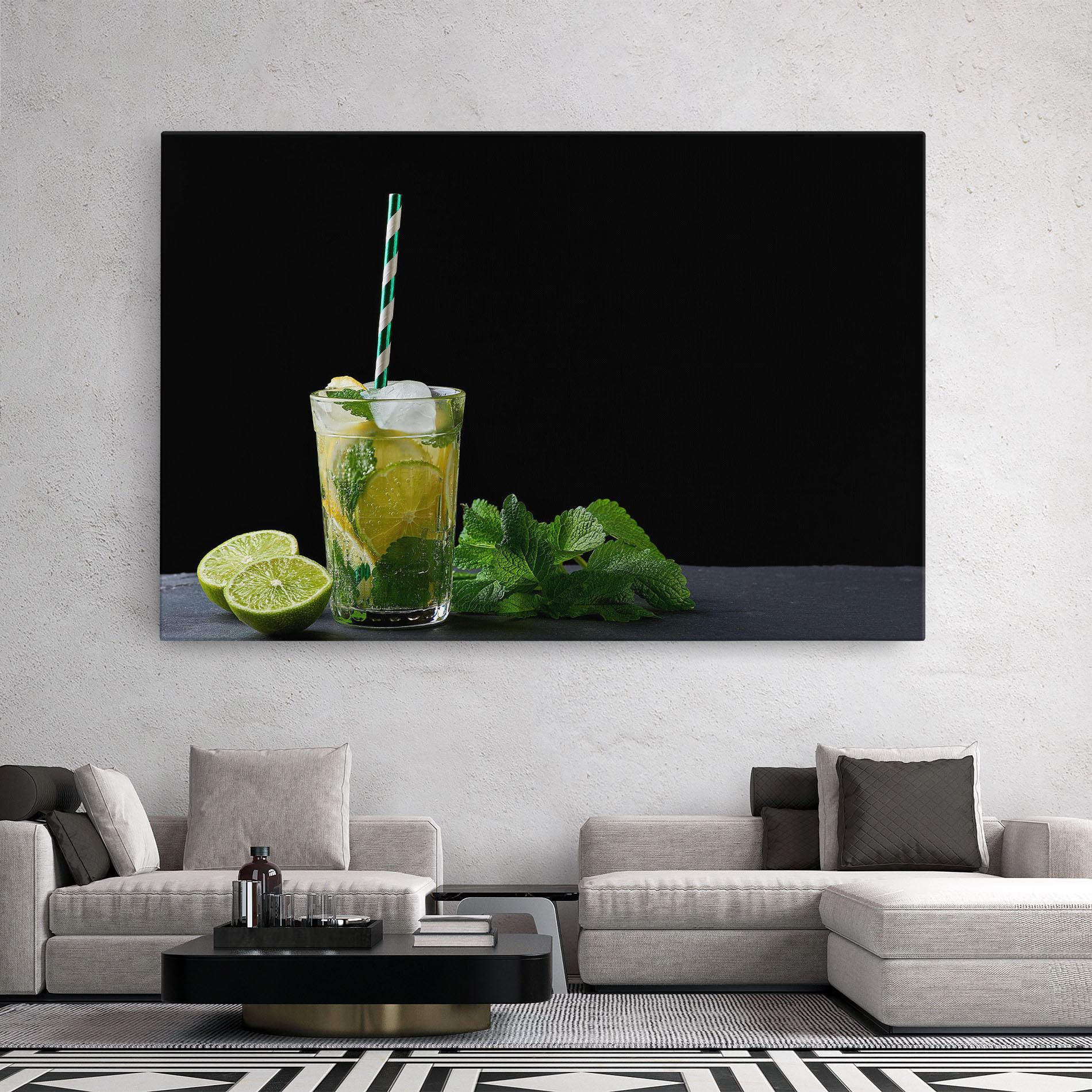 Картина на платно Refreshing Drink mockup 2