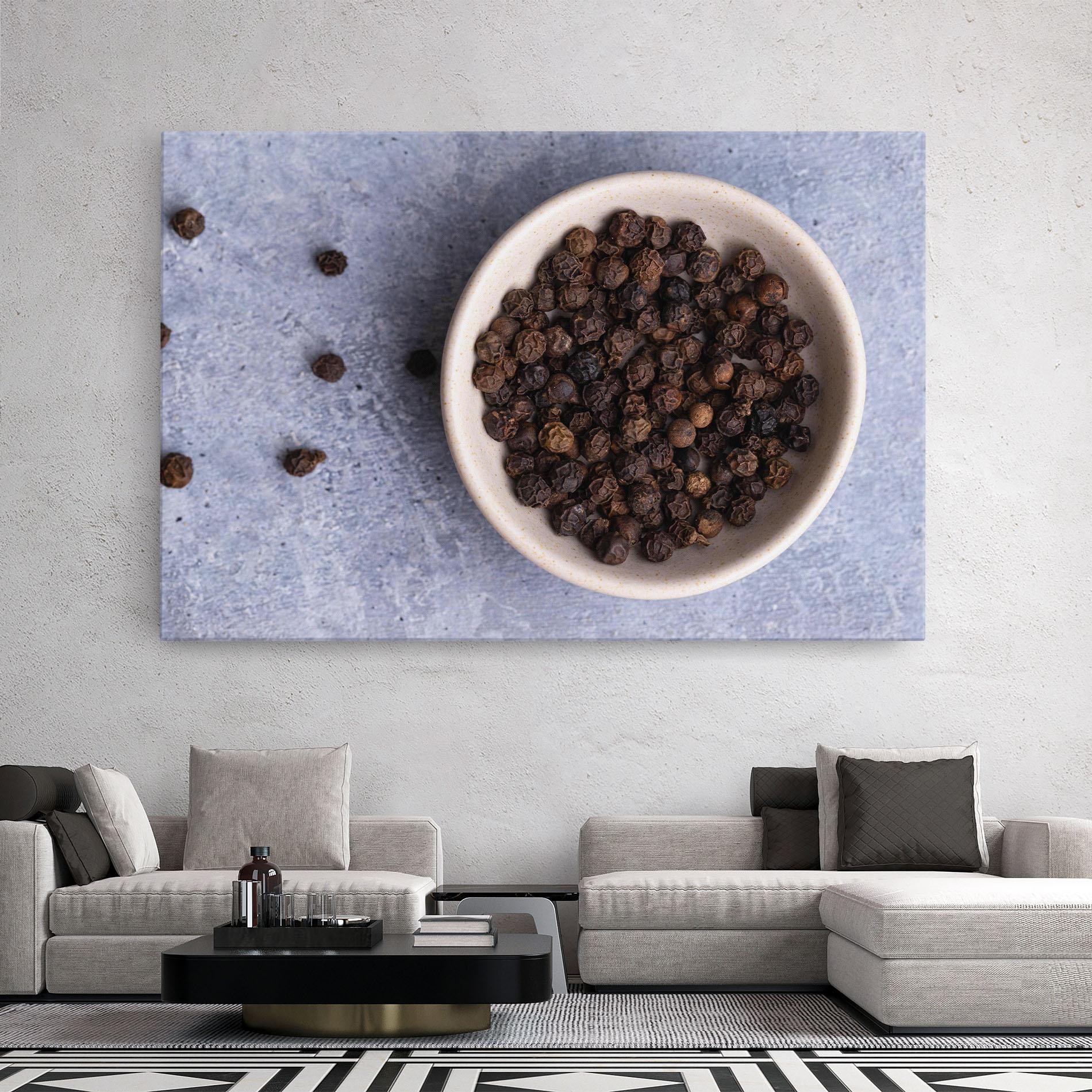 Картина на платно Black Pepper mockup 2