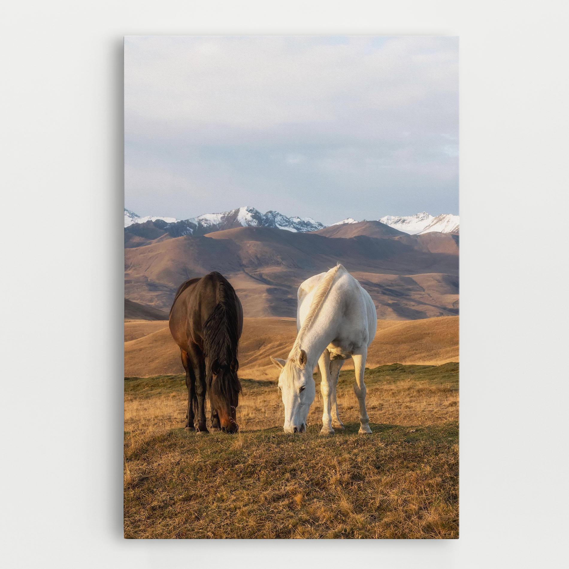 Картина на платно Mountain Horses mockup 0