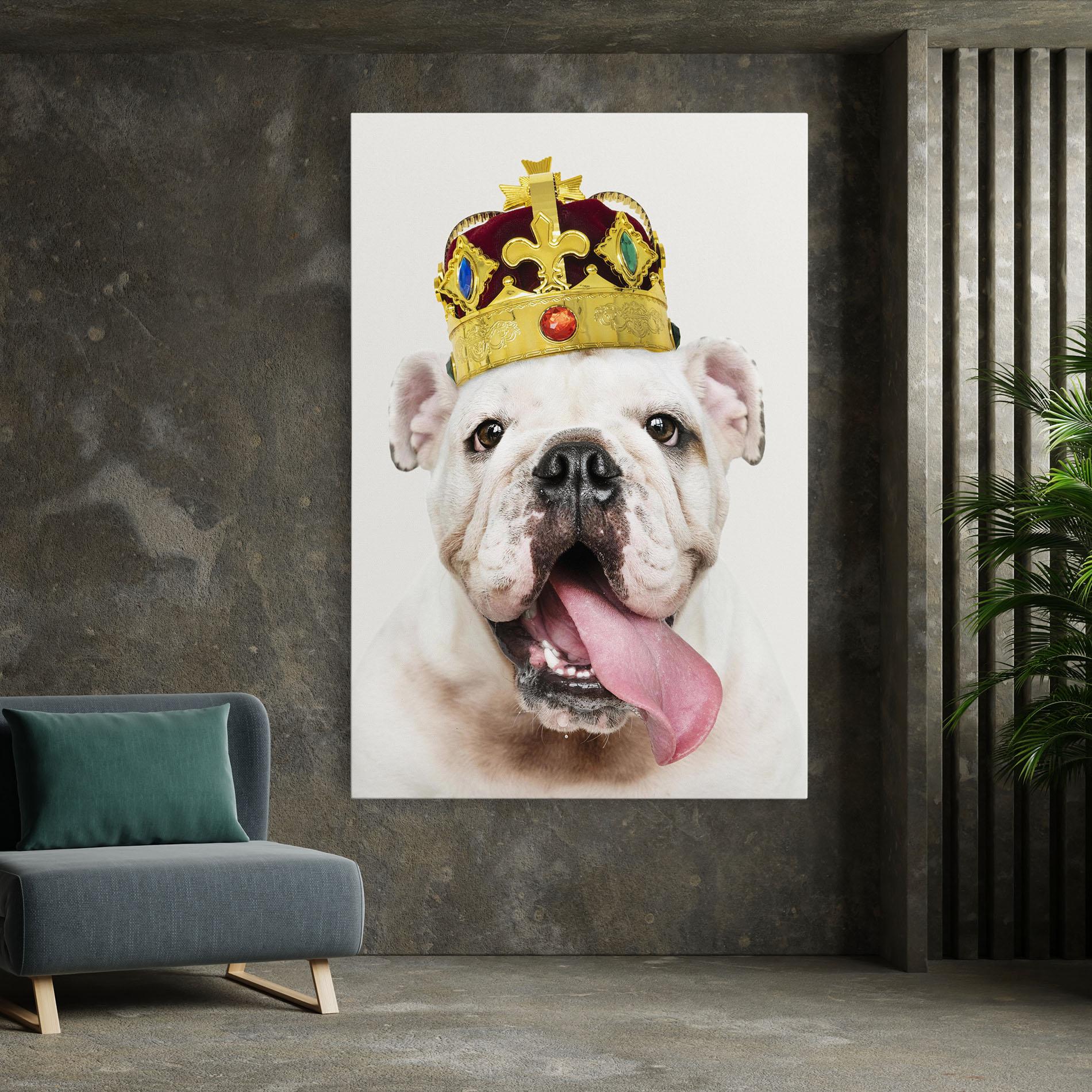 Картина на платно Bulldog Wearing Crown mockup 7
