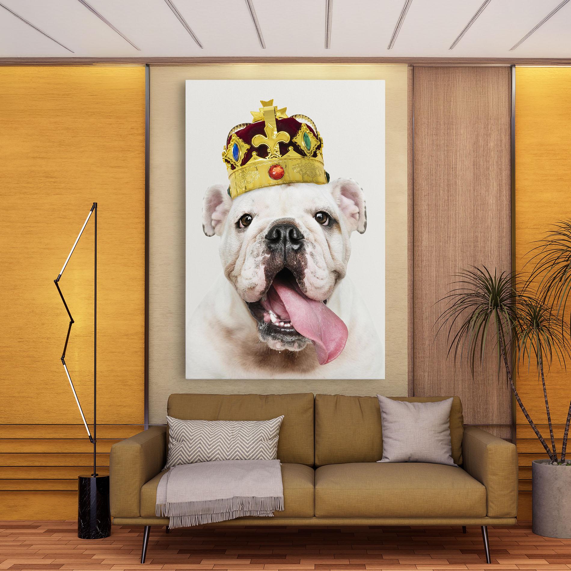 Картина на платно Bulldog Wearing Crown mockup 9