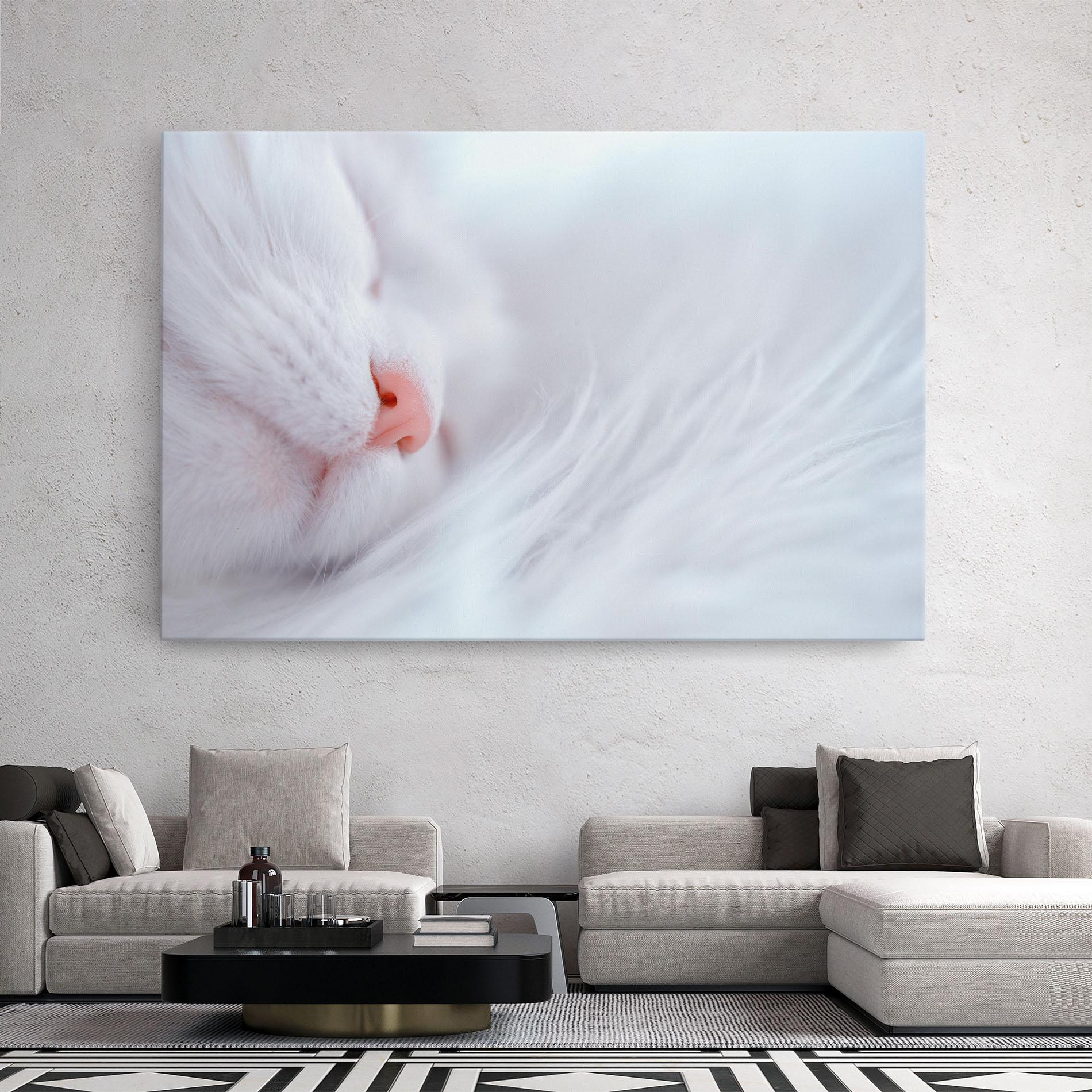 Картина на платно Dreamy White Cat mockup 2
