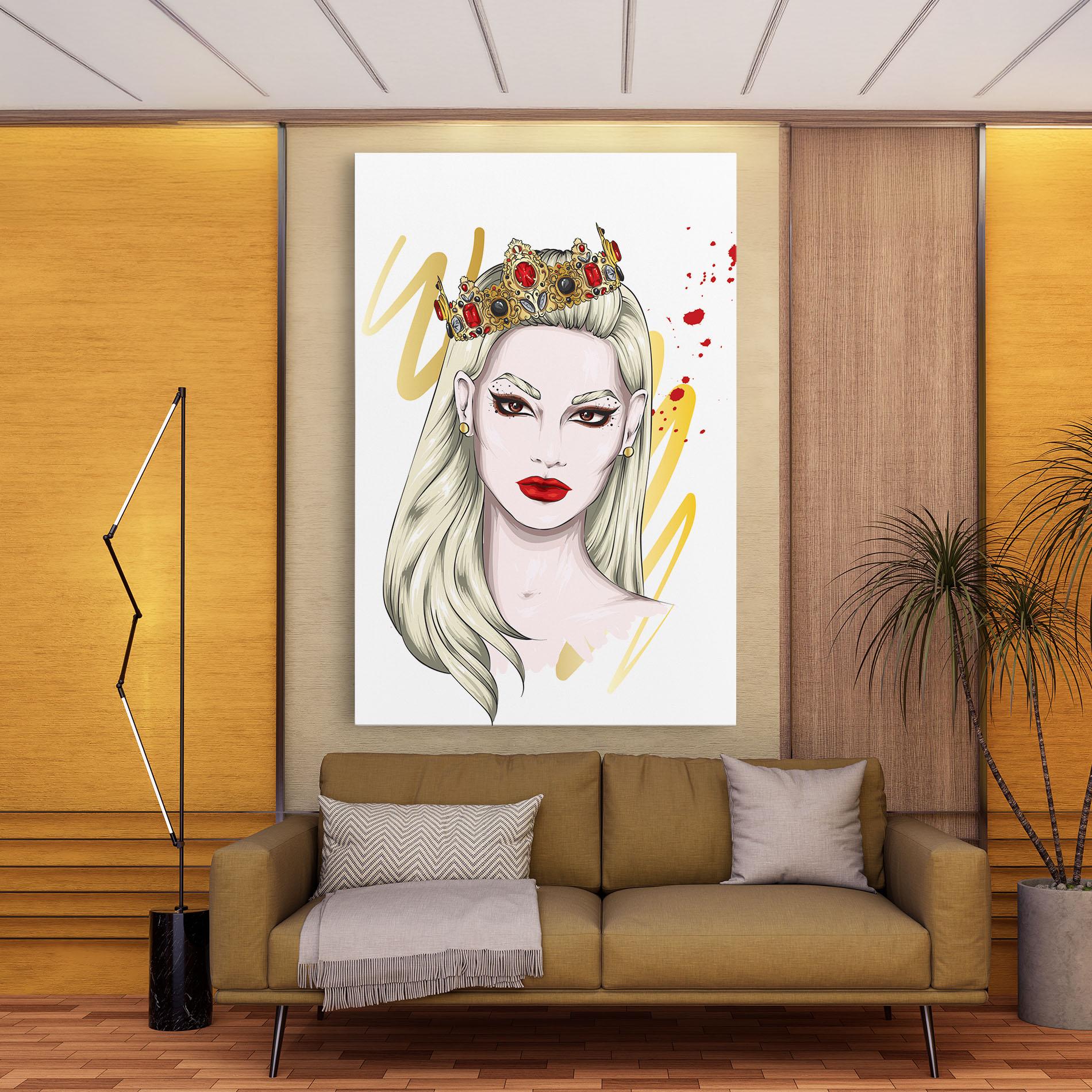 Картина на платно Gold Crown Woman mockup 9