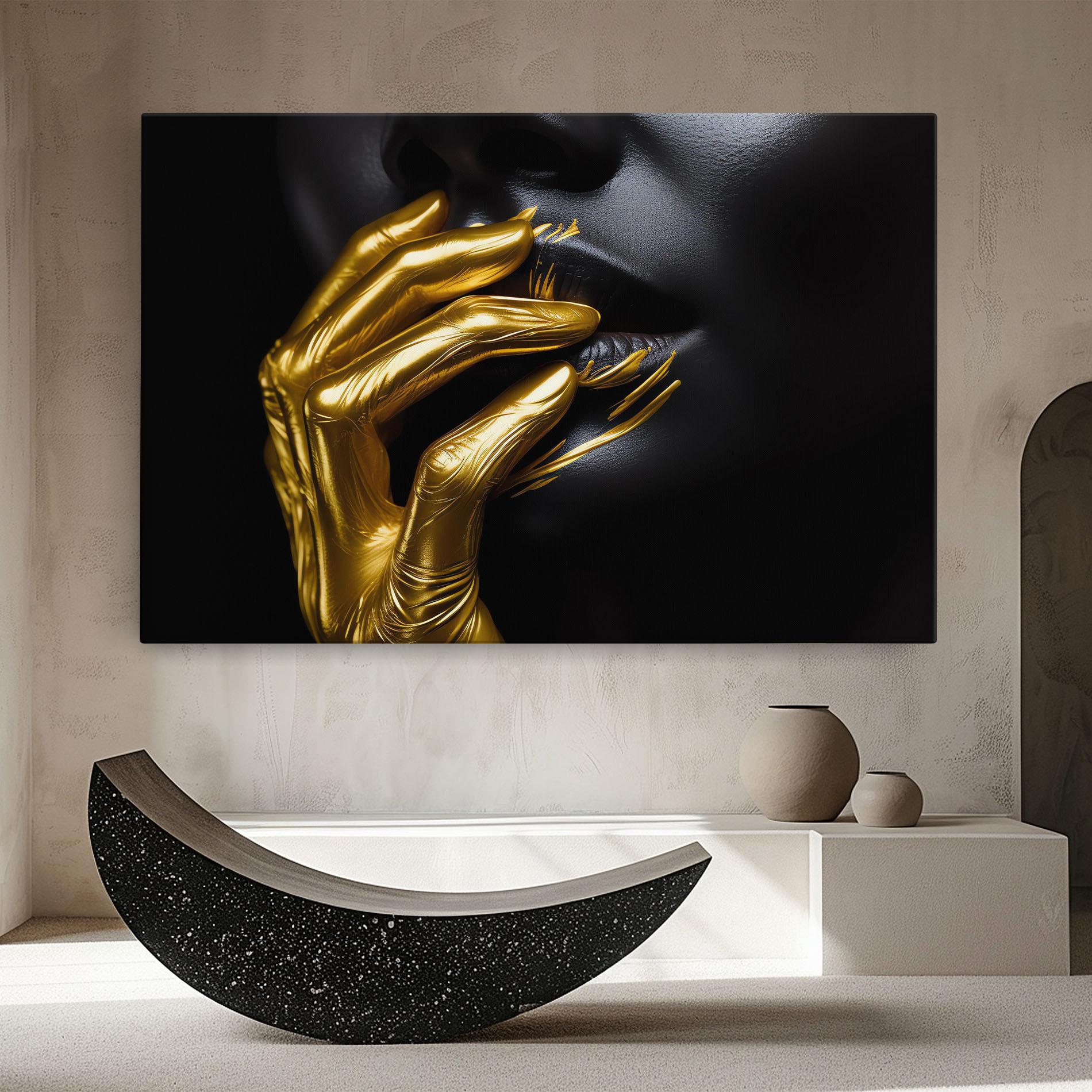 Картина на платно Gold Small Hand mockup 8