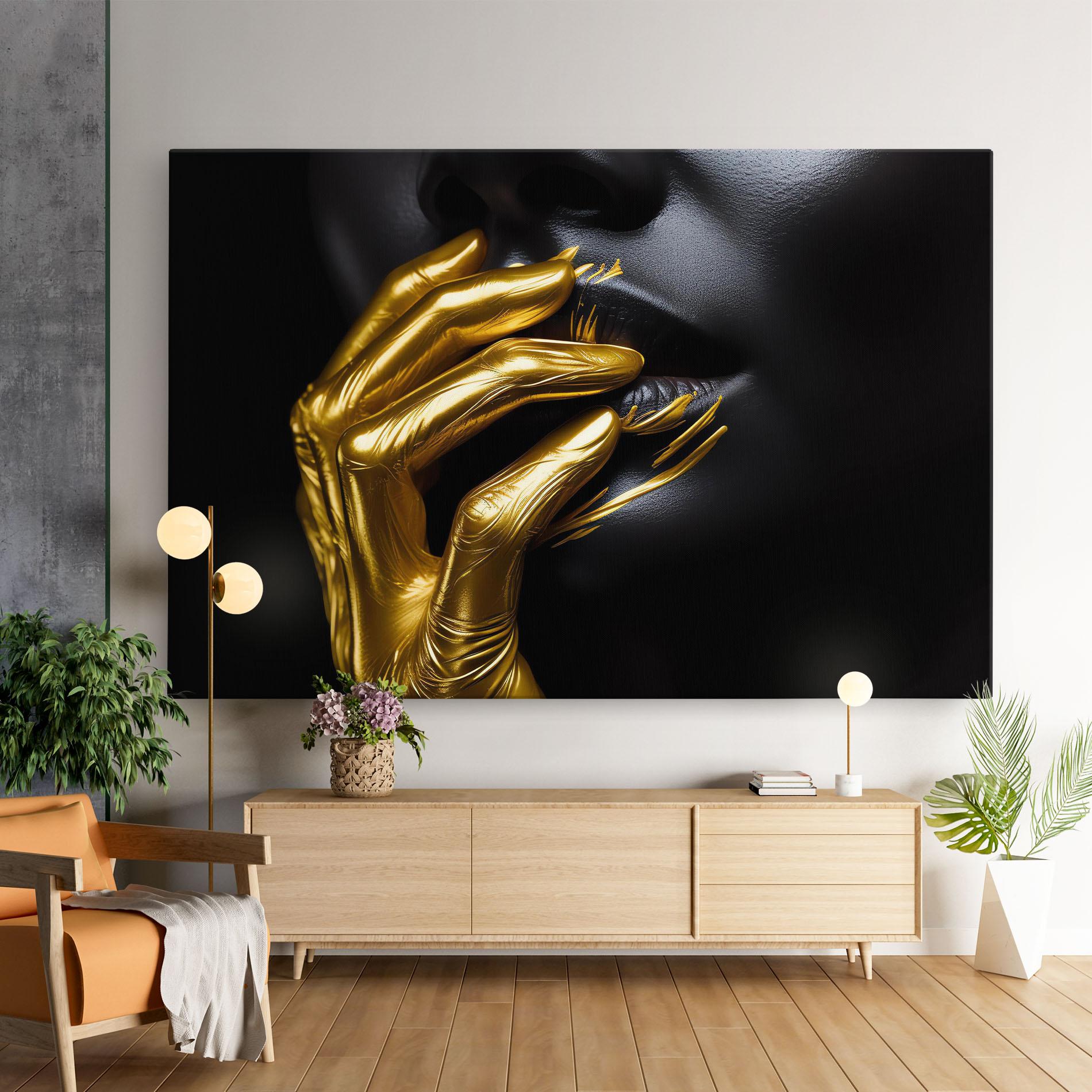 Картина на платно Gold Small Hand mockup 9